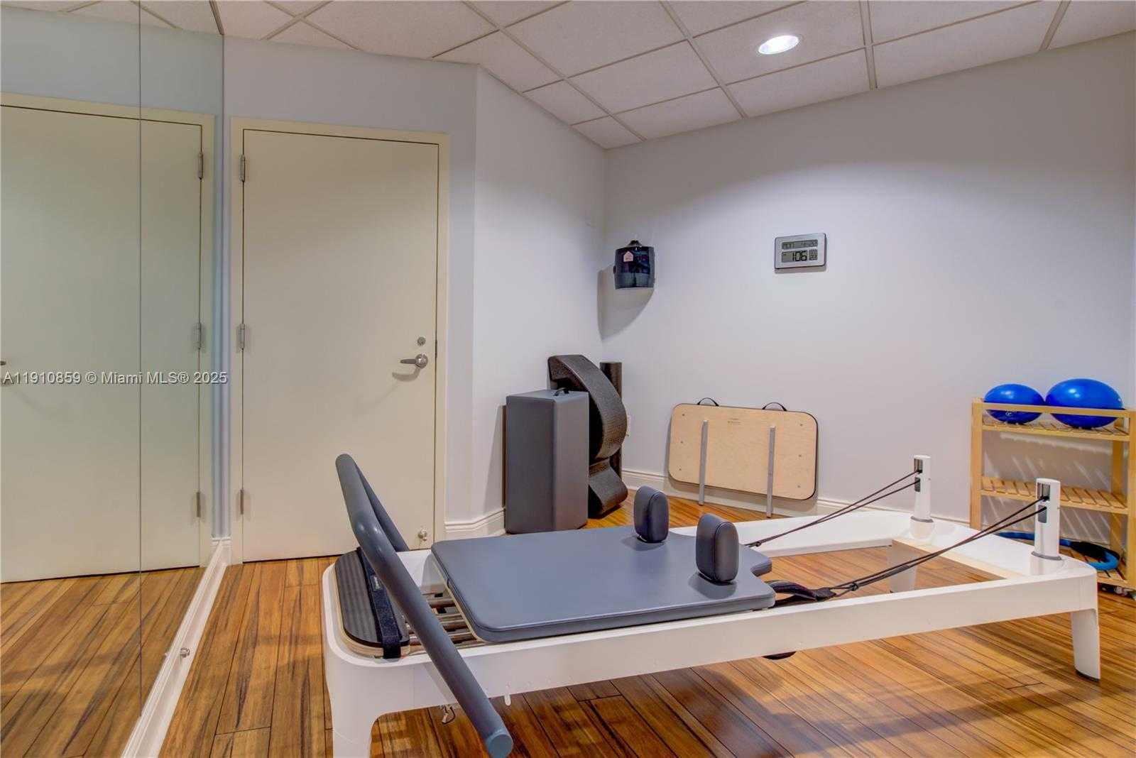 Small Image of 808 EAST BRICKELL KEY DR #2104, Miami Number 27