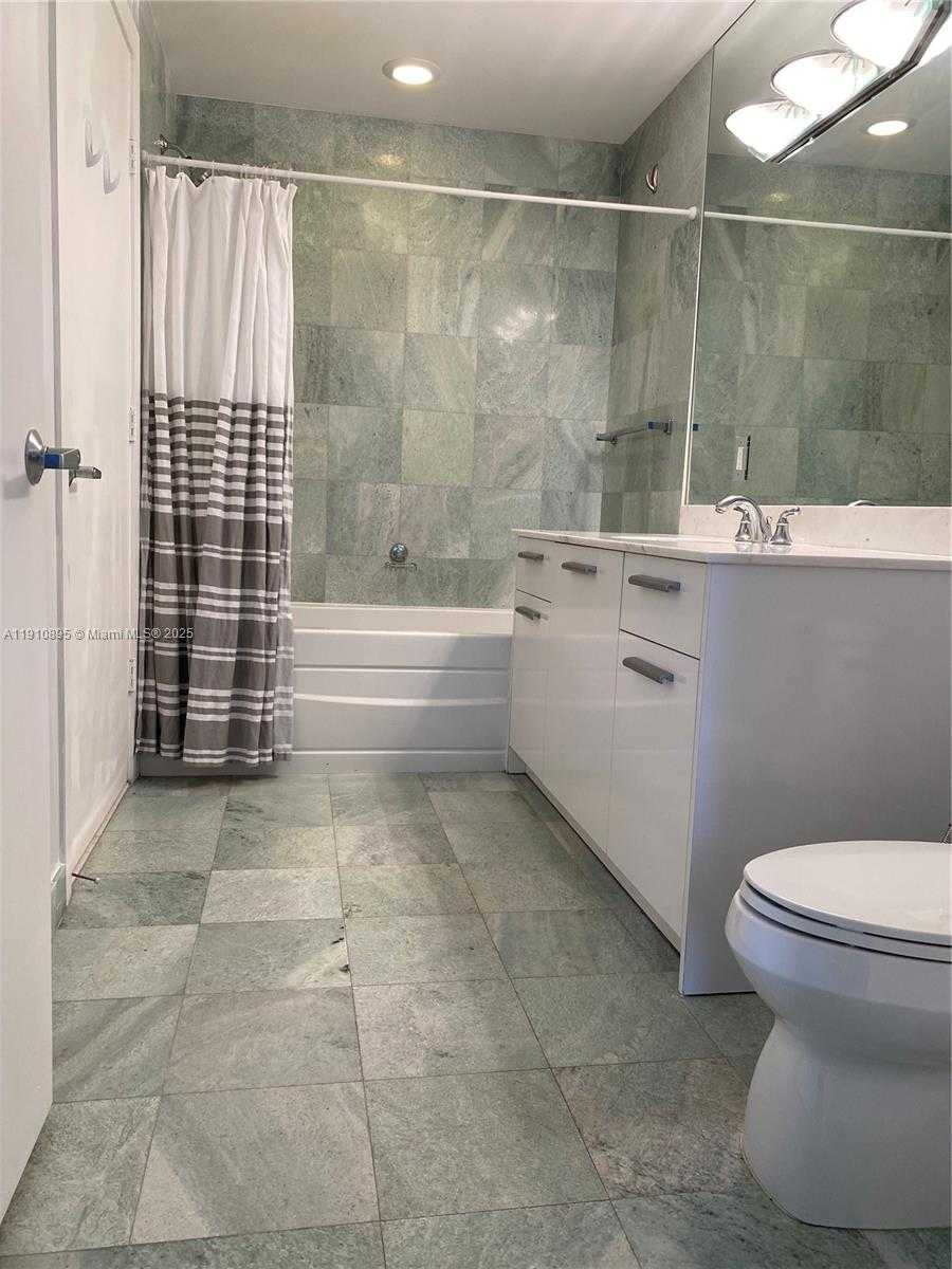 Small Image of 1050 BRICKELL AVE #1904, Miami Number 7