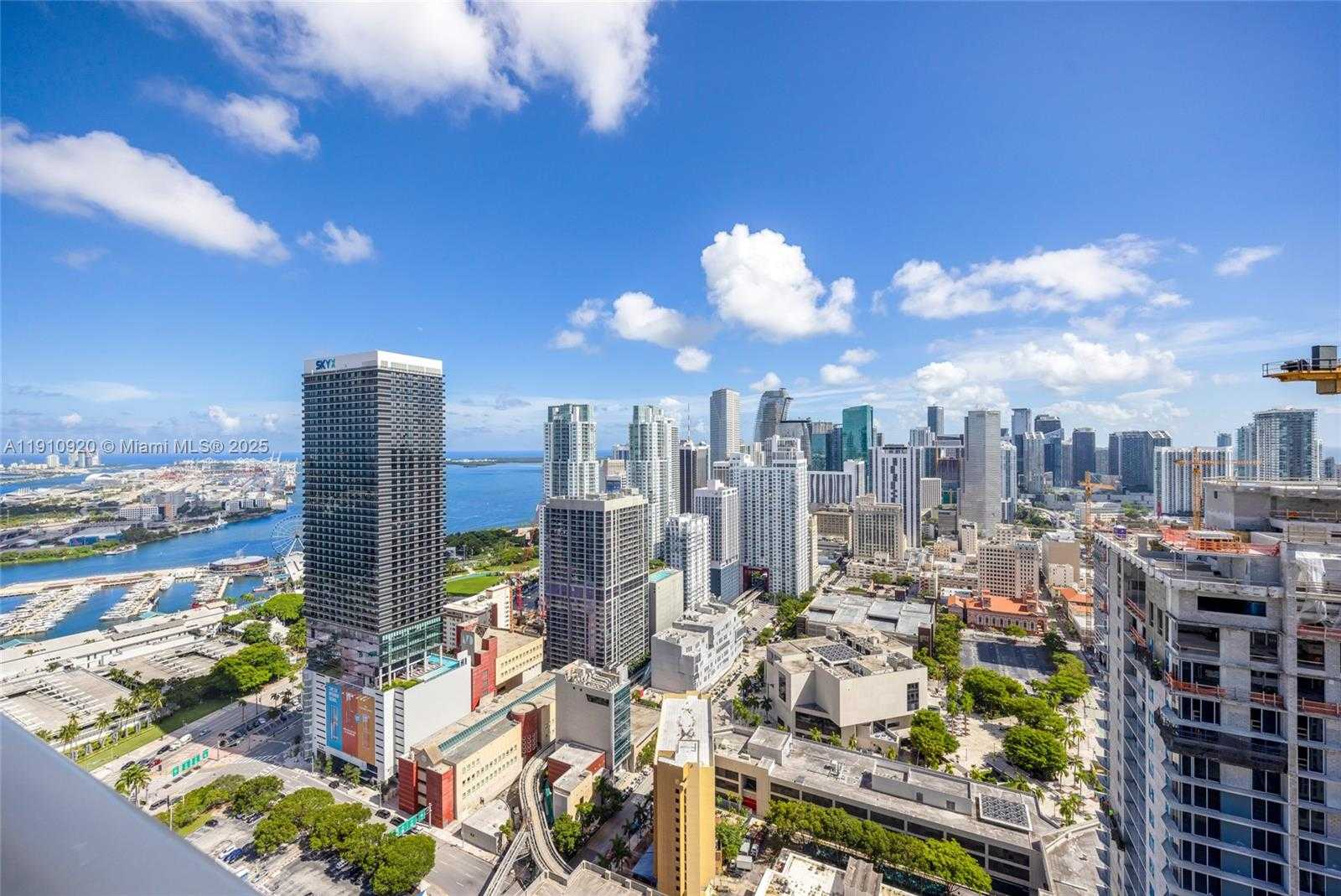 Small Image of 159 NORTH EAST 6TH ST #4007, Miami Number 21