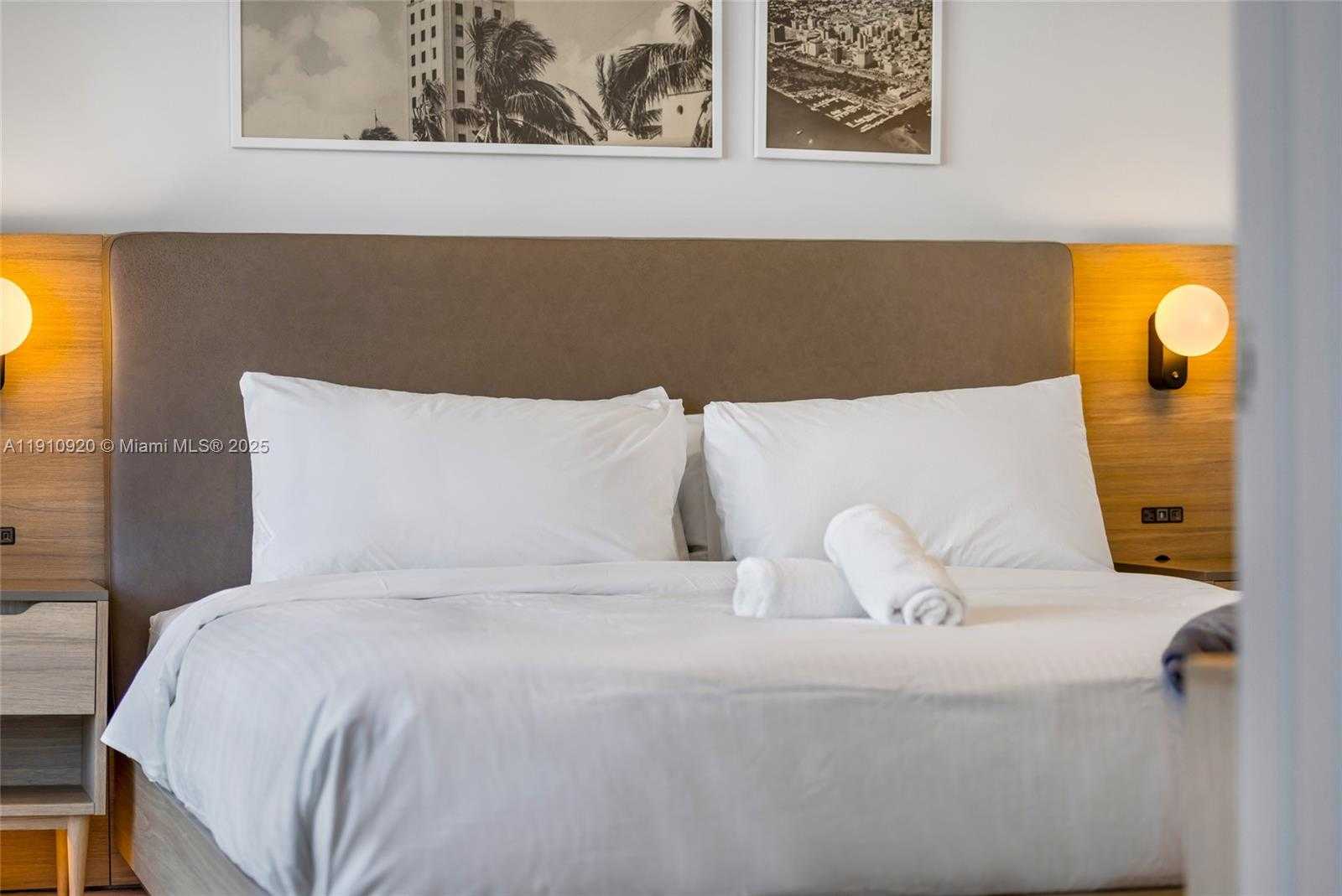 Small Image of 159 NORTH EAST 6TH ST #4007, Miami Number 29