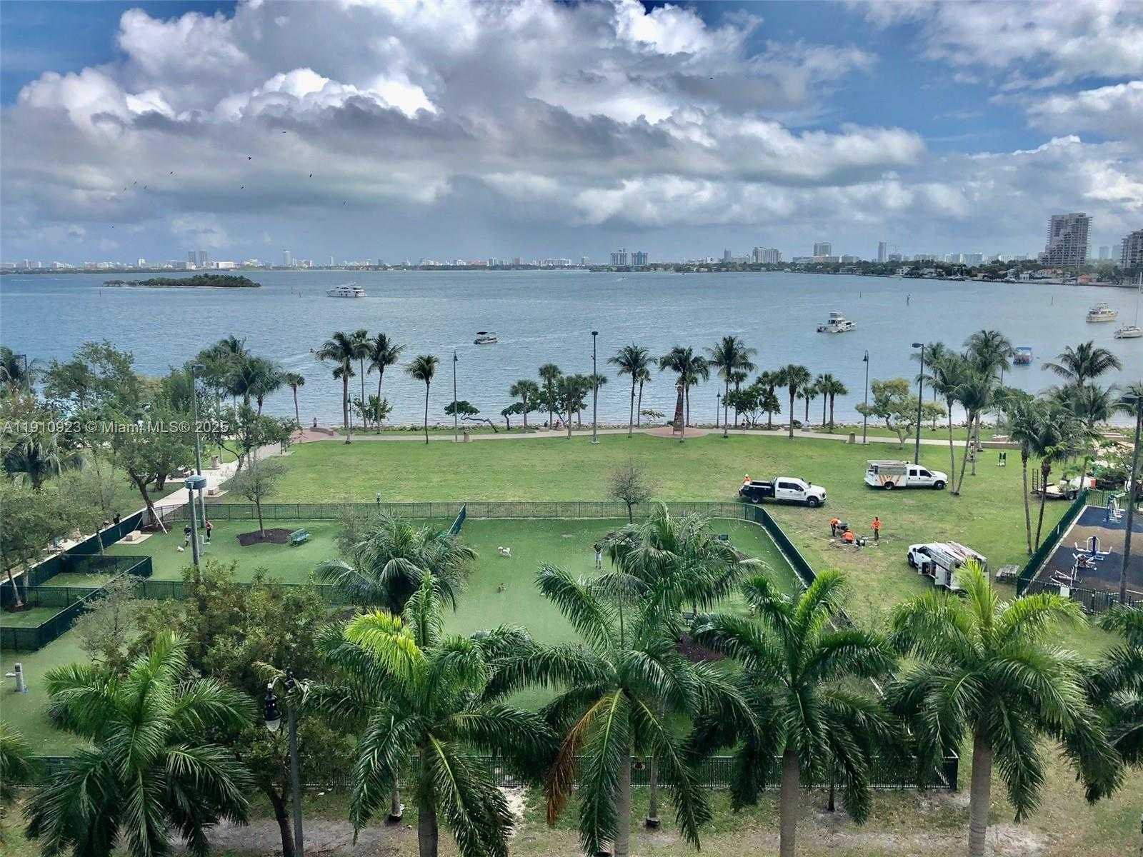 Small Image of 1800 NORTH BAYSHORE DR #605, Miami Number 2