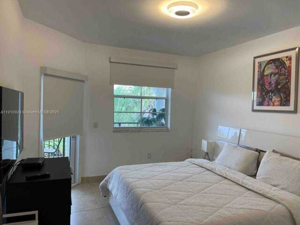 Small Image of 3205 NORTH EAST 184TH ST #9302, Aventura Number 8