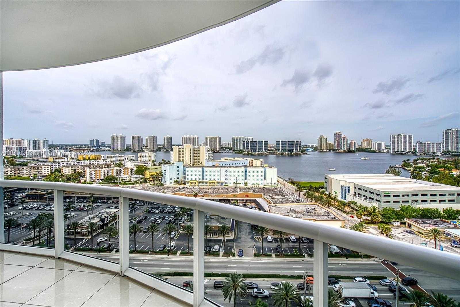 Small Image of 18201 COLLINS AVE #1701, Sunny Isles Beach Number 13