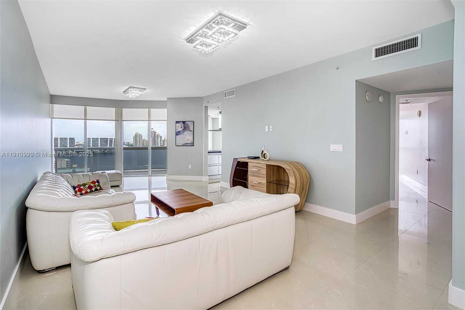 Small Image of 18201 COLLINS AVE #1701, Sunny Isles Beach Number 4