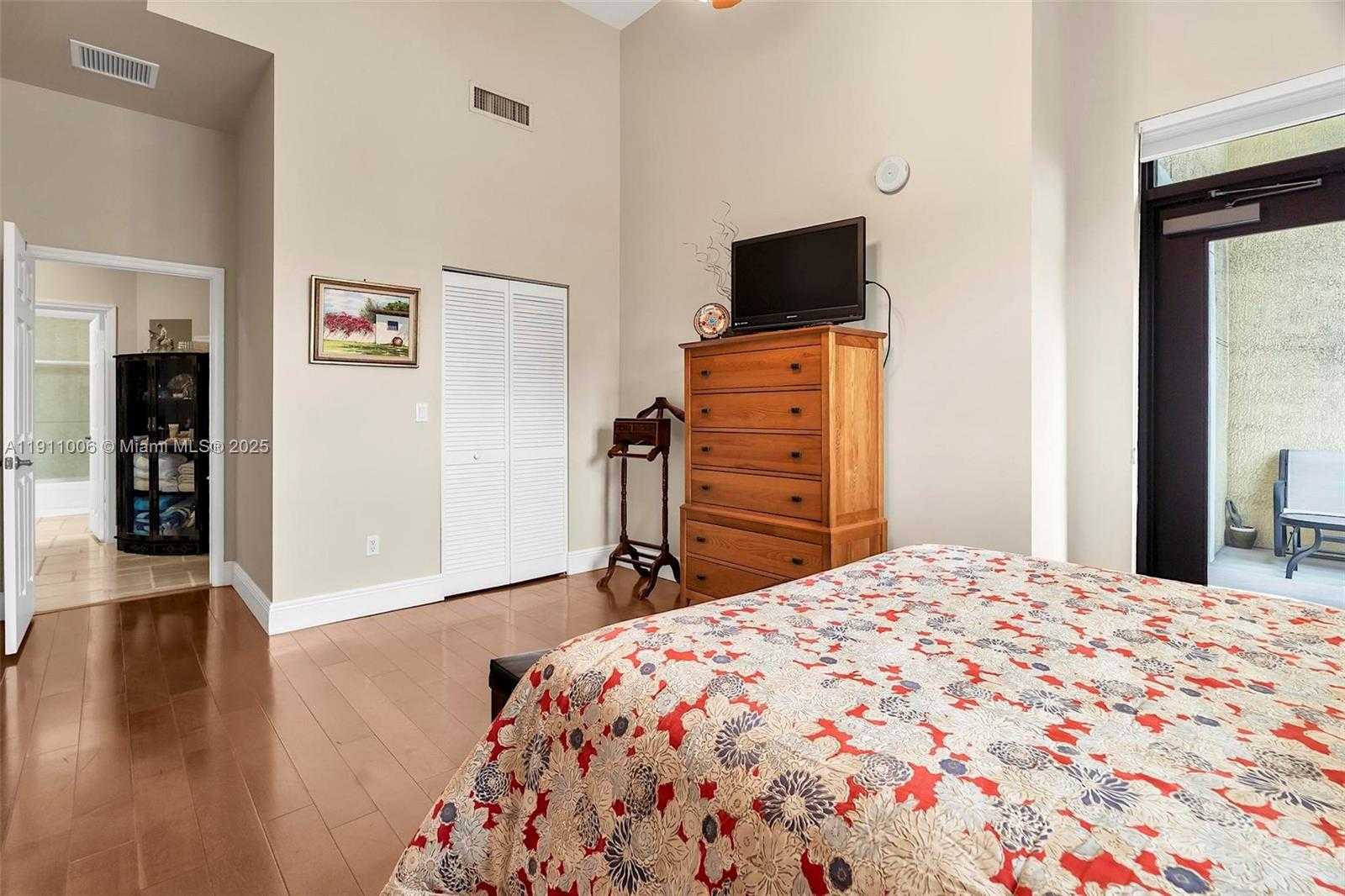 Small Image of 8390 SOUTH WEST 72ND AVE #320, Miami Number 23