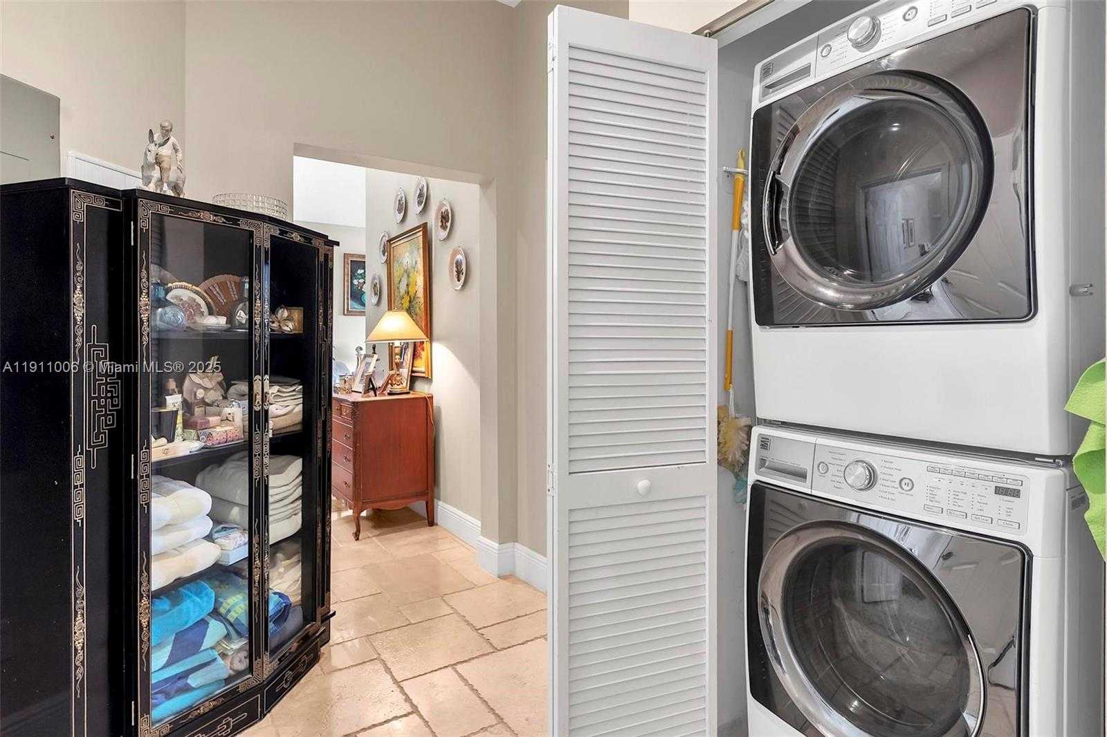 Small Image of 8390 SOUTH WEST 72ND AVE #320, Miami Number 32