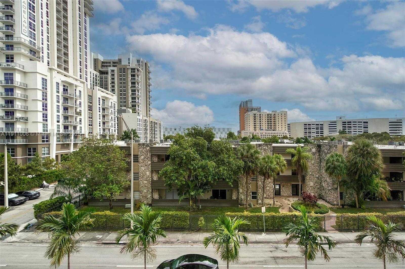 Small Image of 8390 SOUTH WEST 72ND AVE #320, Miami Number 9