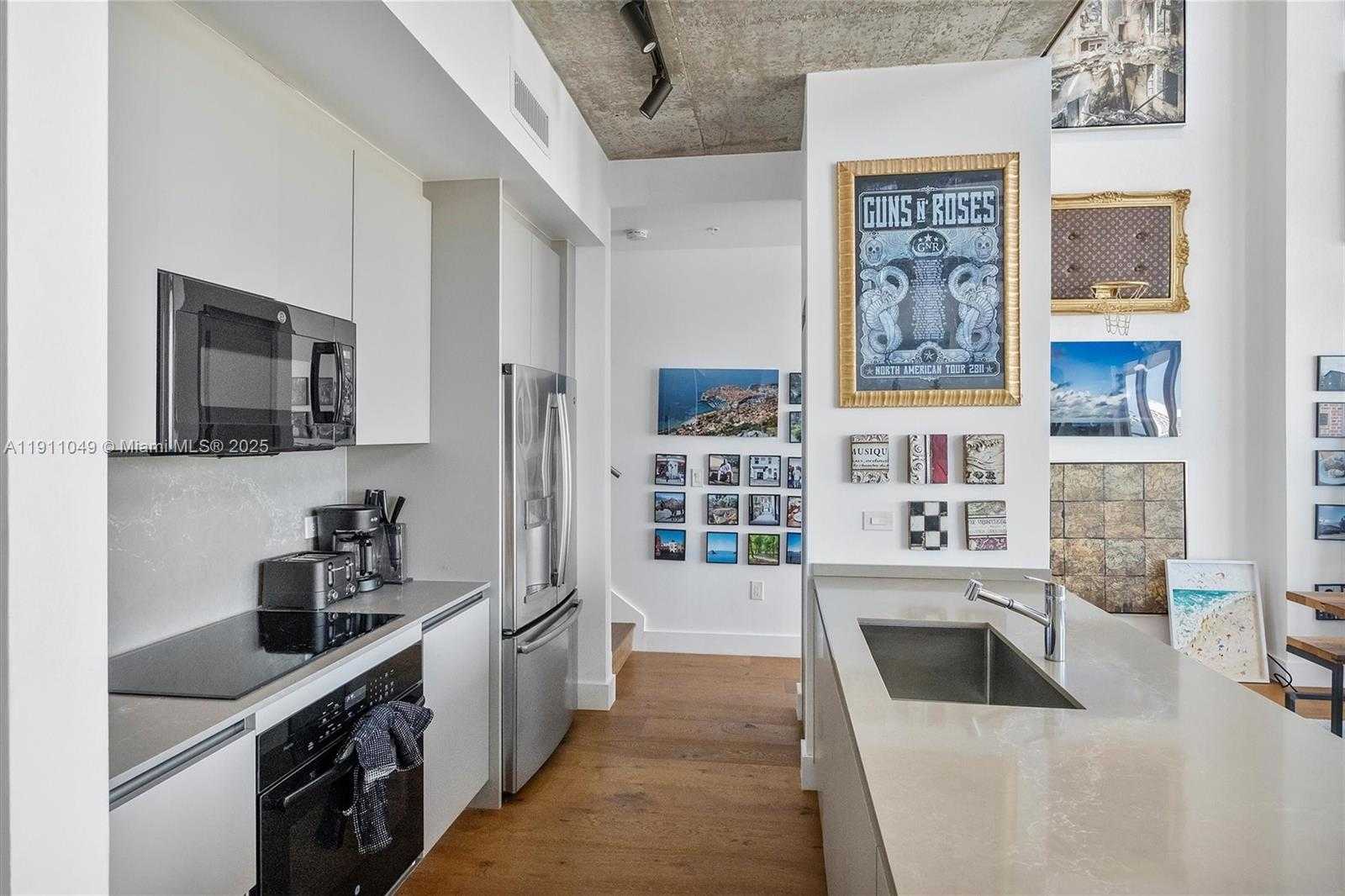 Small Image of 3470 EAST COAST AVE #PH202, Miami Number 10