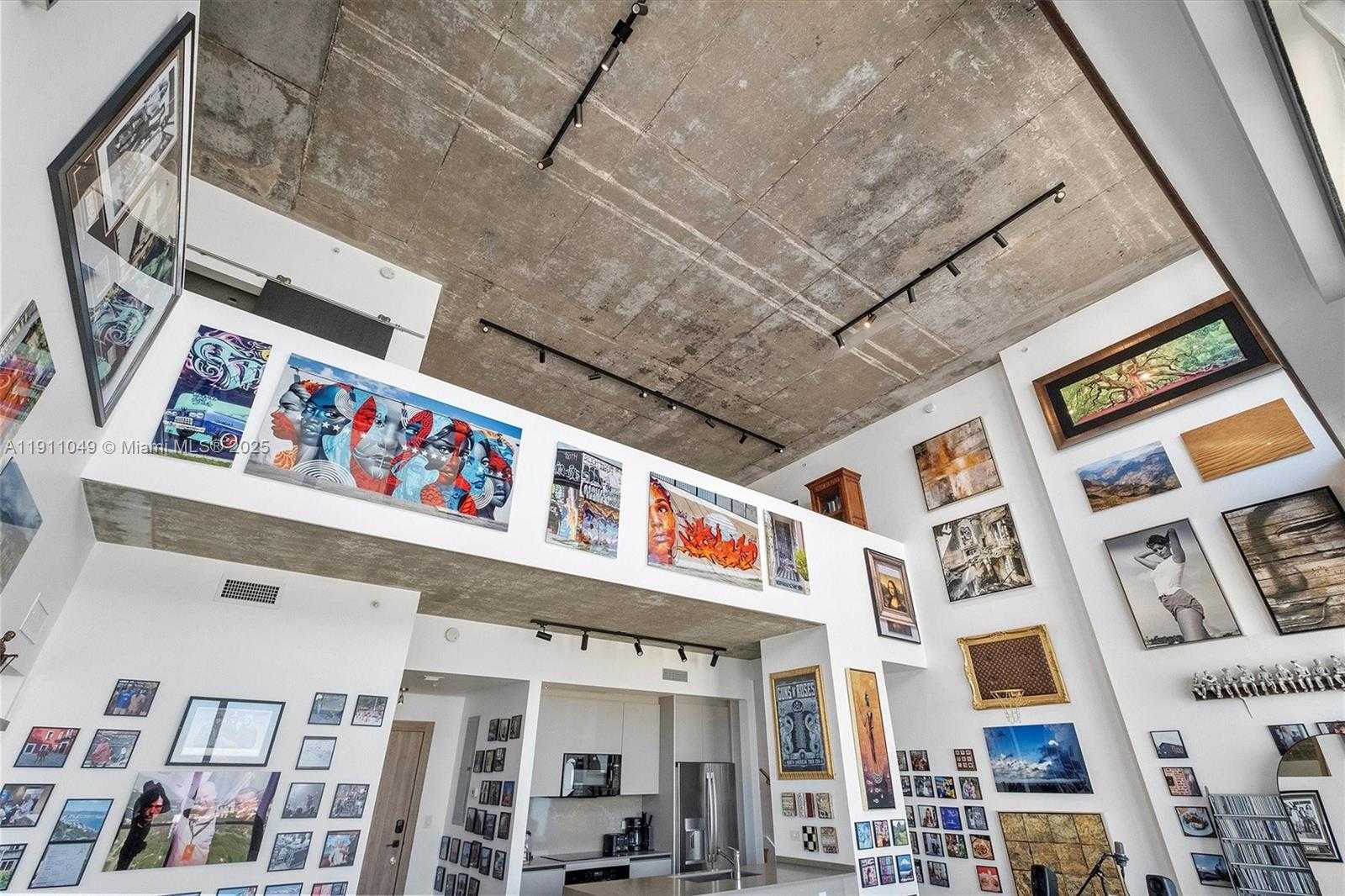 Small Image of 3470 EAST COAST AVE #PH202, Miami Number 14