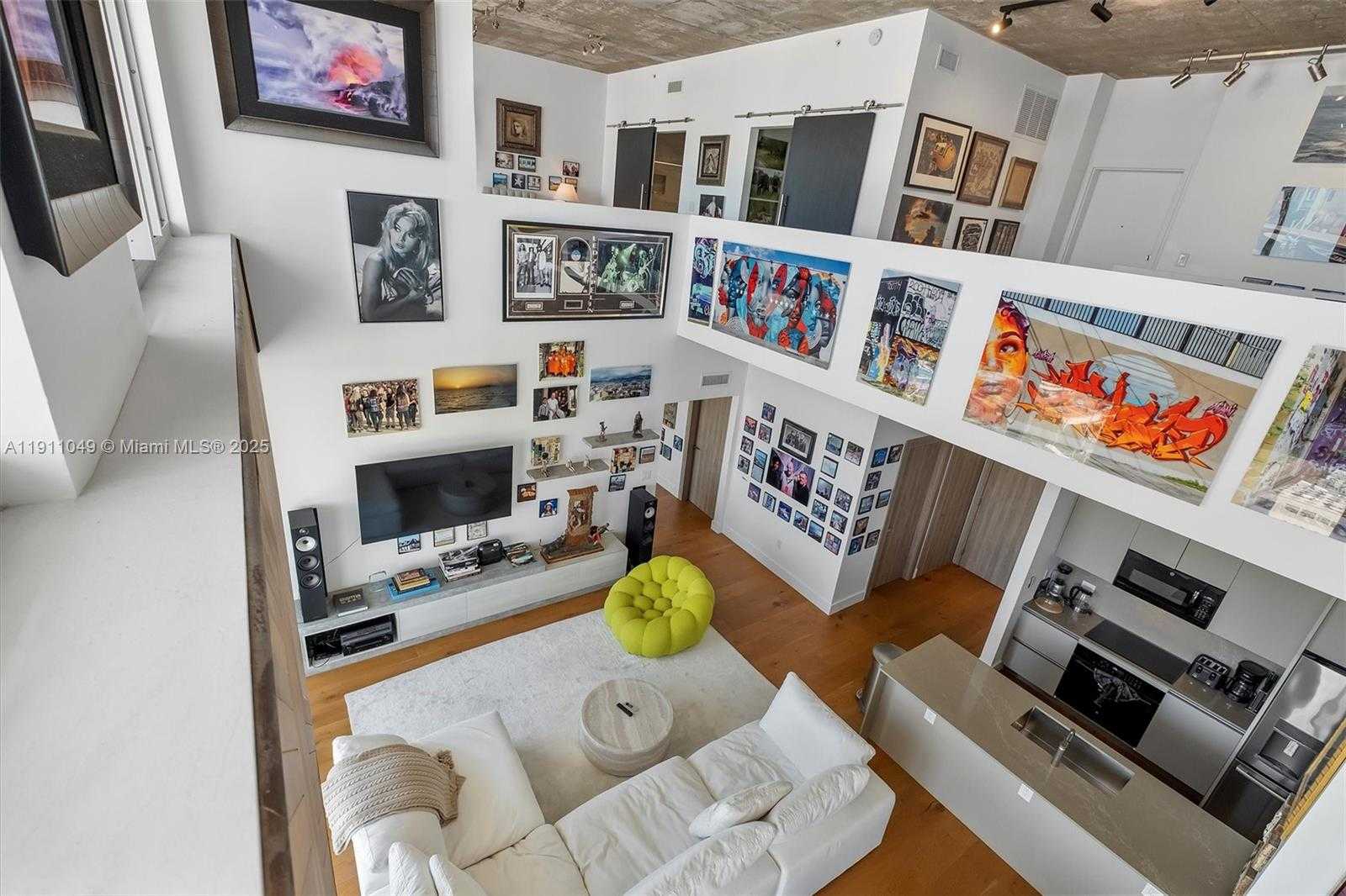 Small Image of 3470 EAST COAST AVE #PH202, Miami Number 33