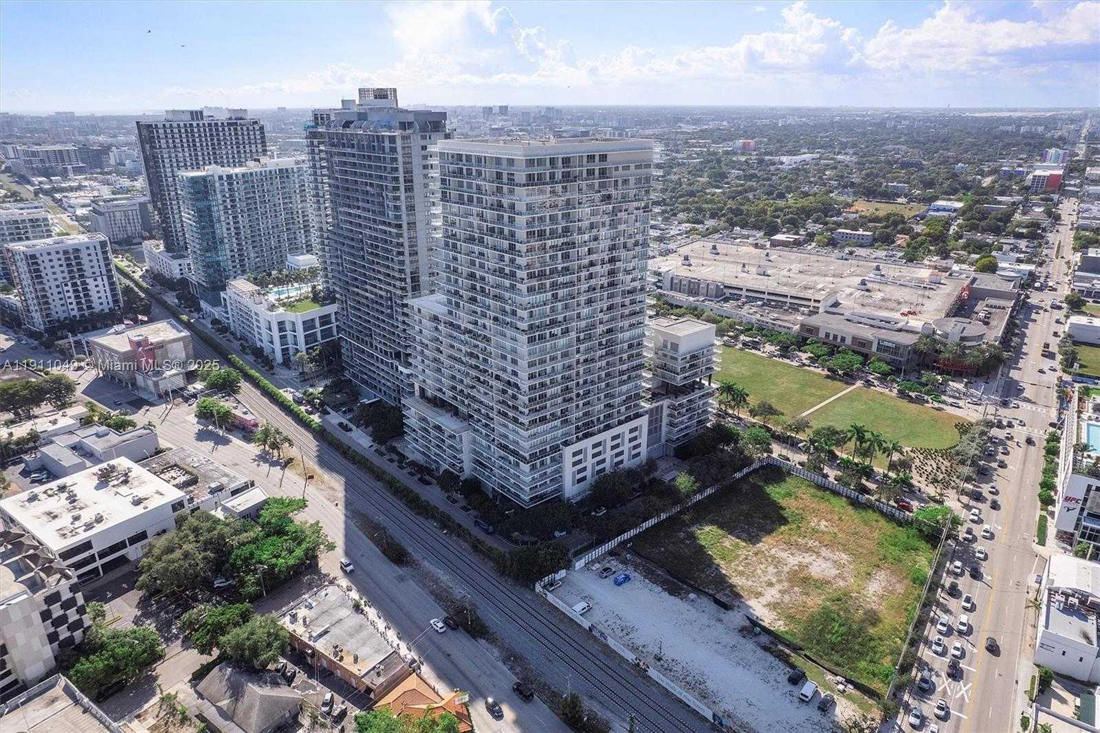 Small Image of 3470 EAST COAST AVE #PH202, Miami Number 65