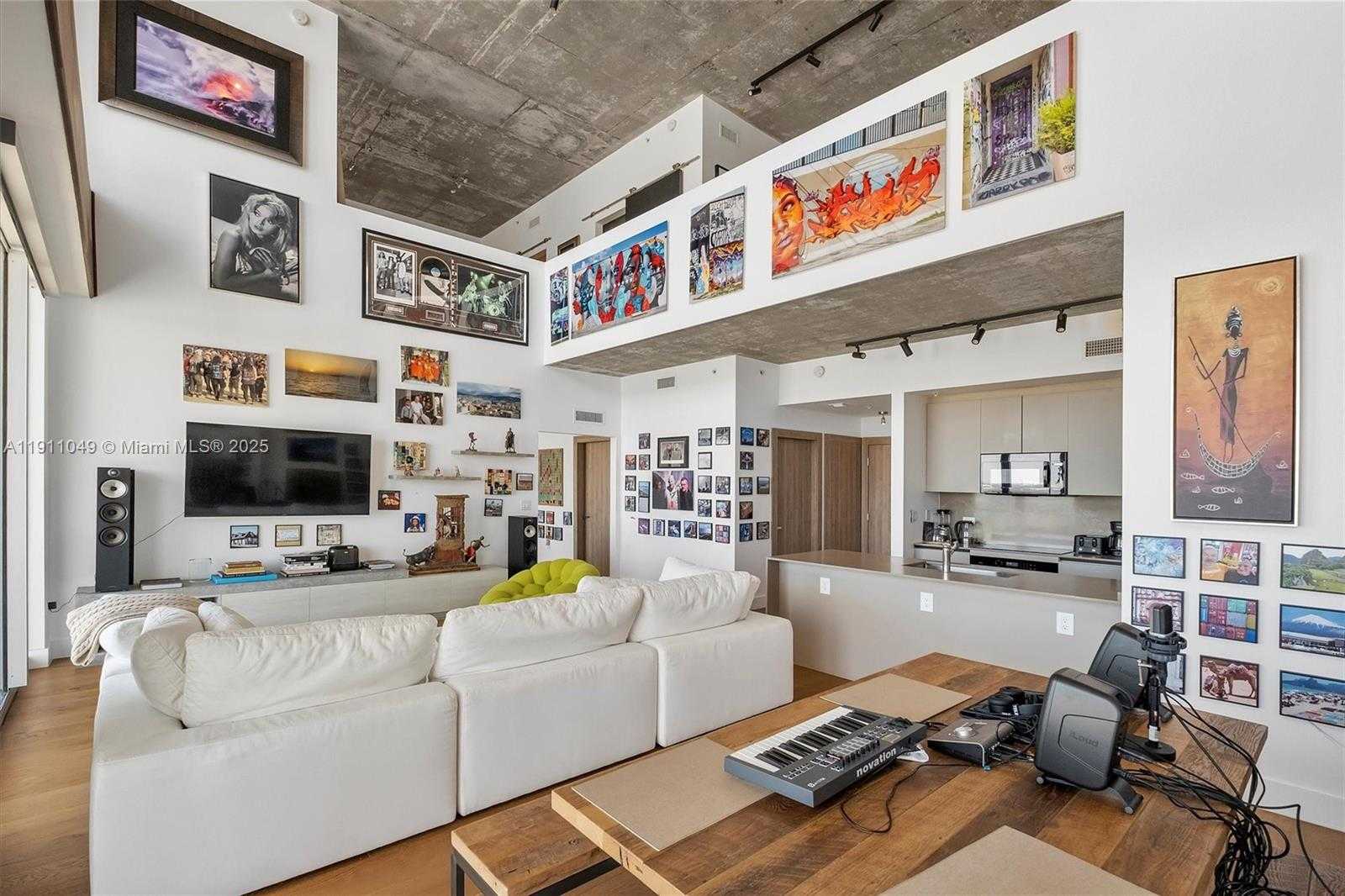 Small Image of 3470 EAST COAST AVE #PH202, Miami Number 9