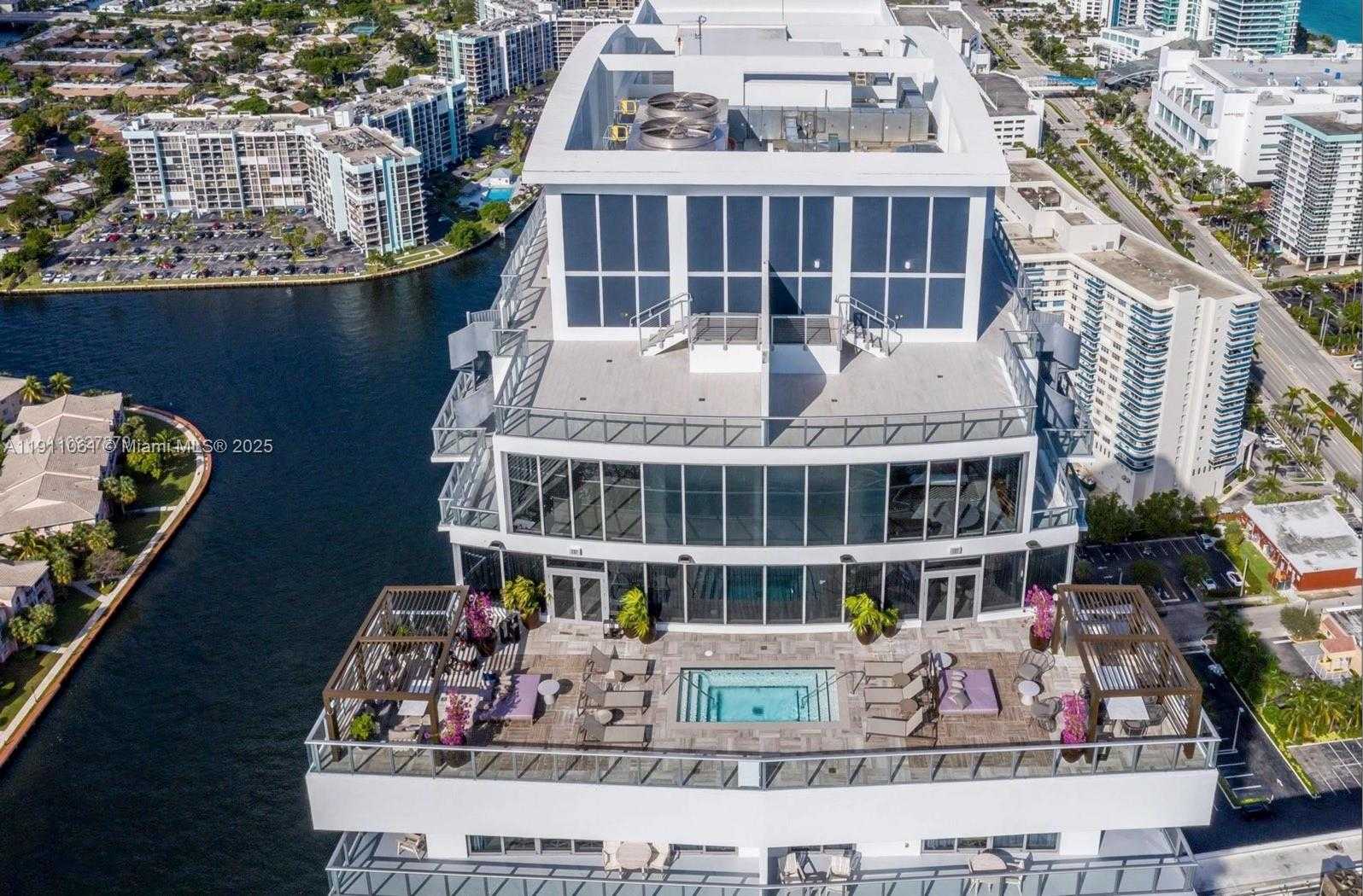 Small Image of 4010 SOUTH OCEAN DR #R3206, Hollywood Number 19