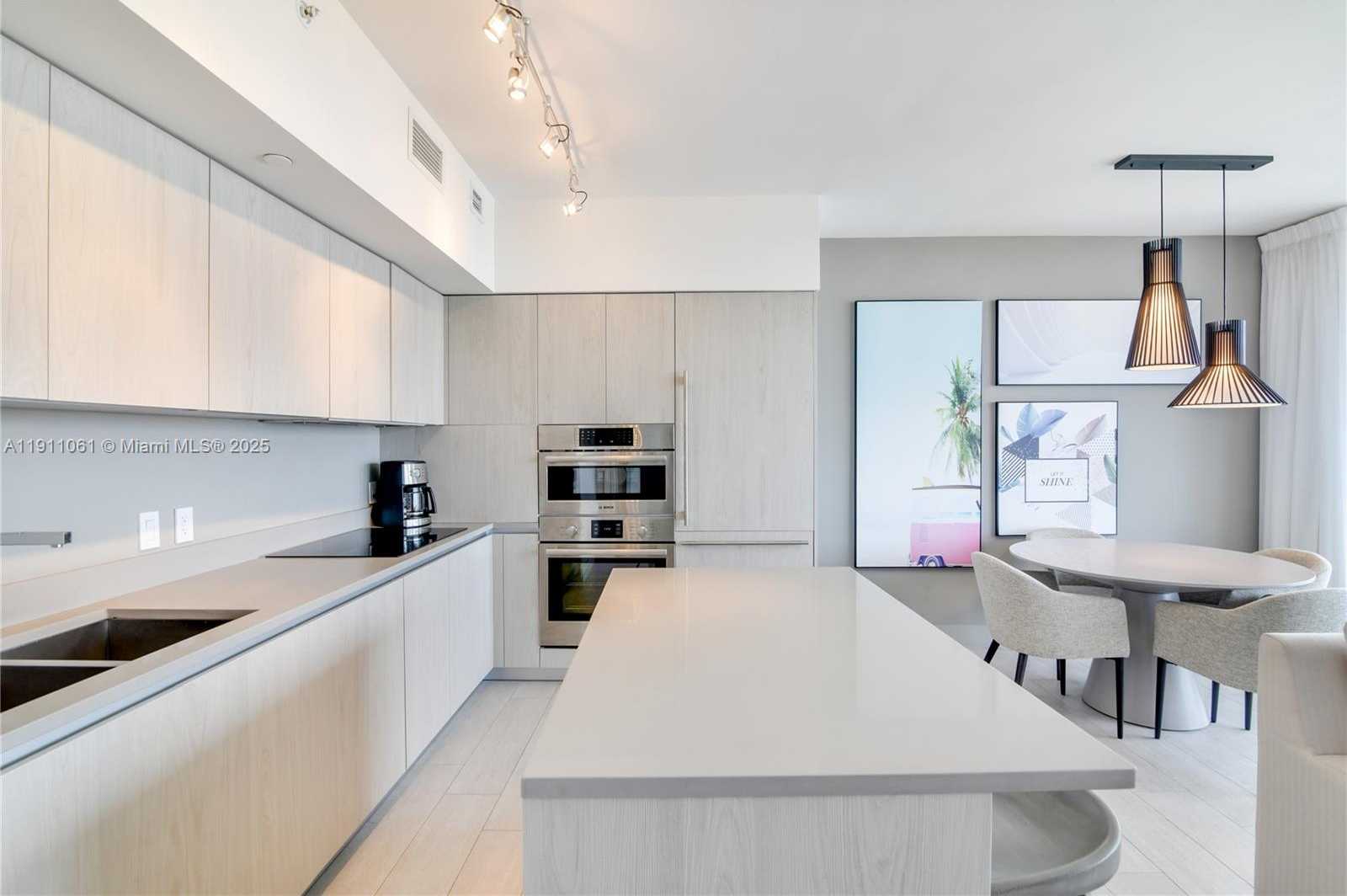 Small Image of 4010 SOUTH OCEAN DR #R3206, Hollywood Number 5