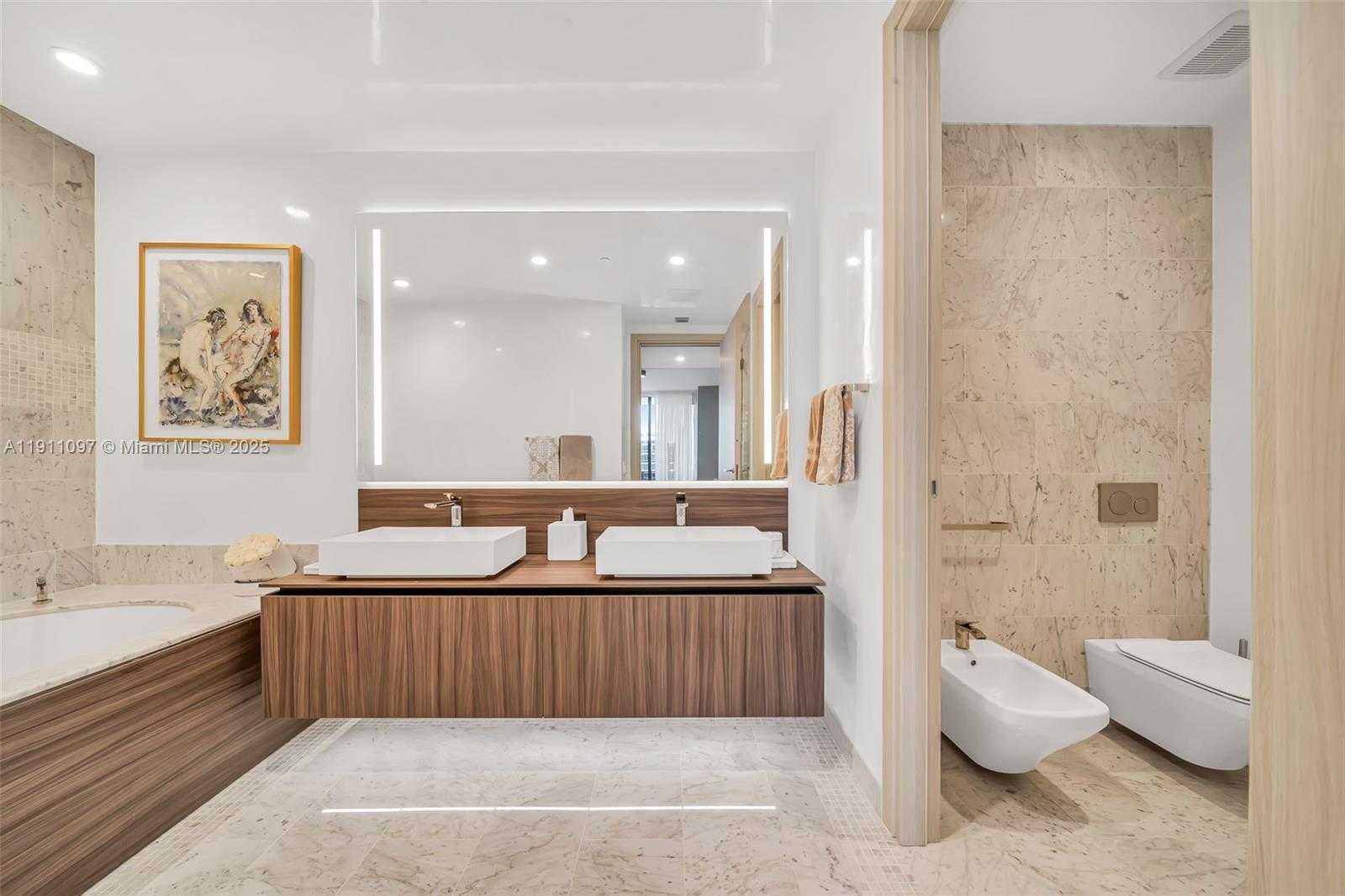 Small Image of 1000 BRICKELL PLZ #PH5807, Miami Number 28