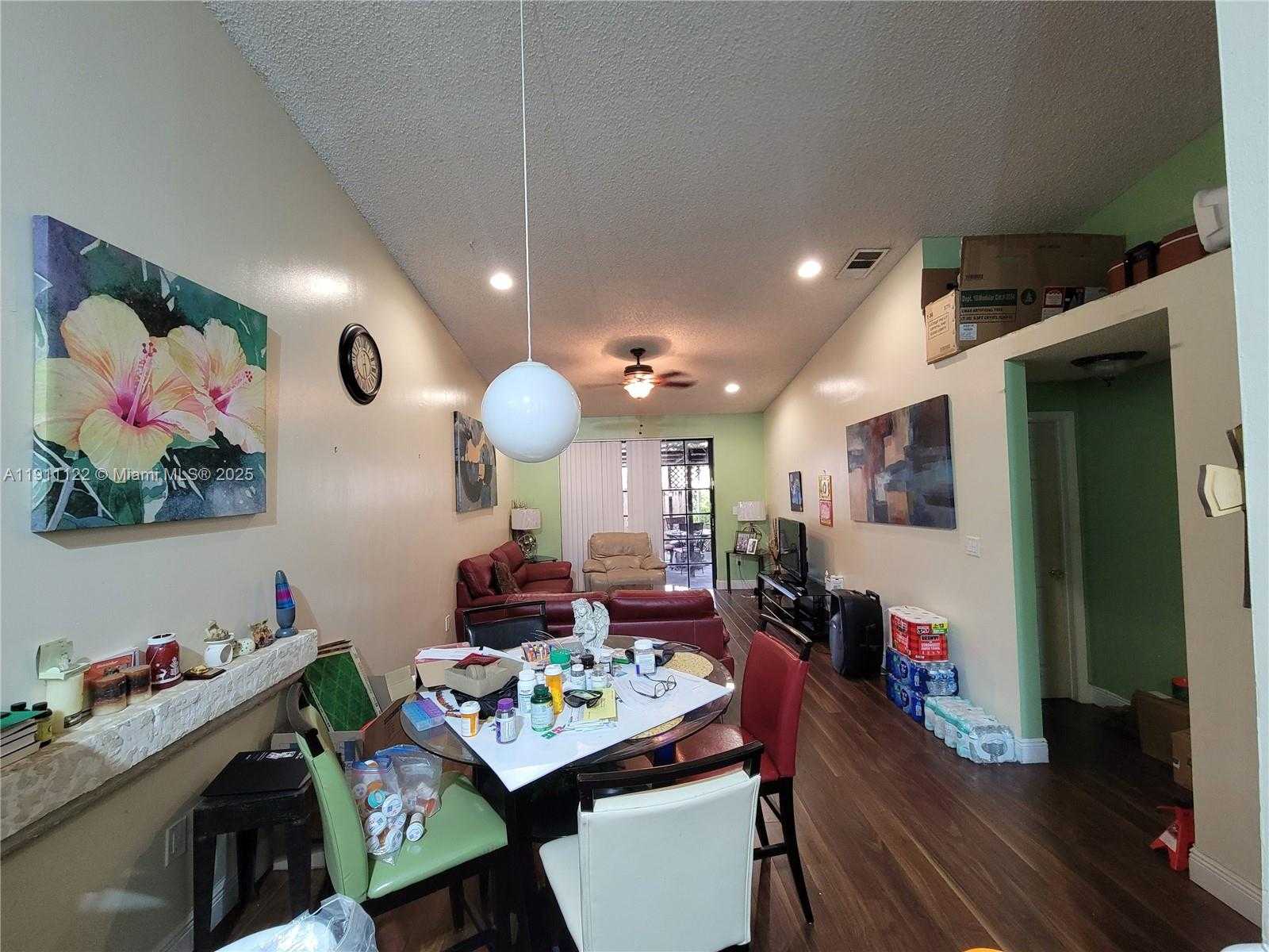 Small Image of 6722 NORTH WEST 192ND LN, Hialeah Number 9