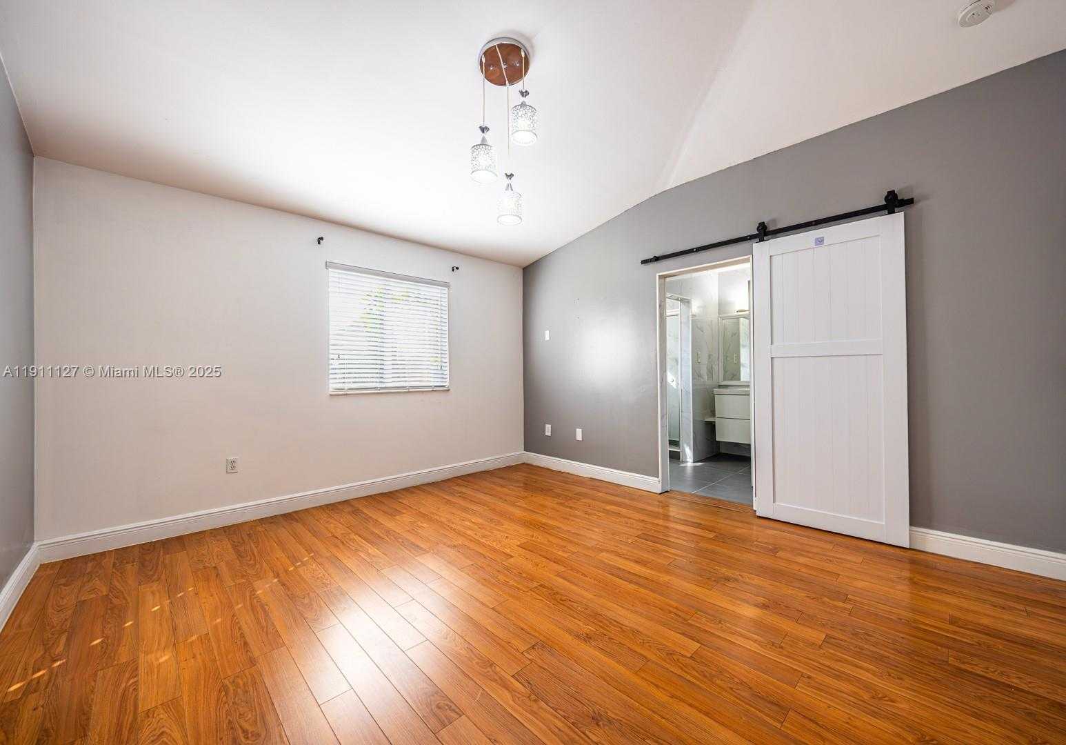 Small Image of 14036 SOUTH WEST 179TH ST, Miami Number 13