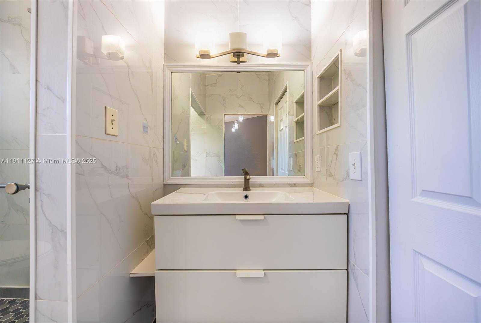 Small Image of 14036 SOUTH WEST 179TH ST, Miami Number 16