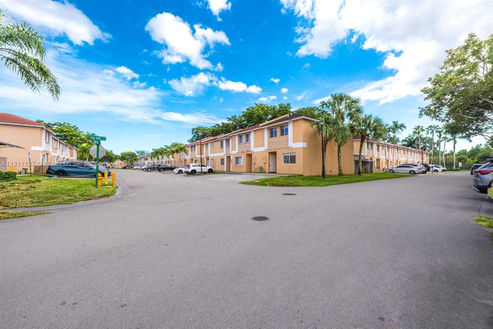 Small Image of 14036 SOUTH WEST 179TH ST, Miami Number 27