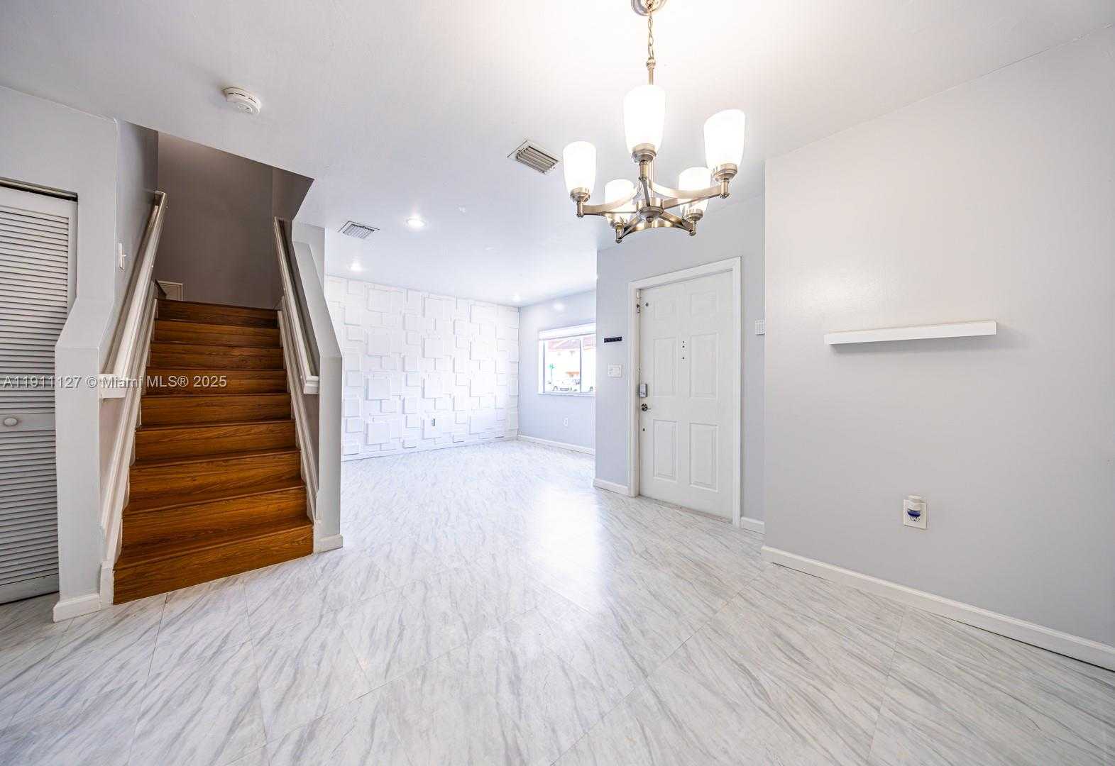 Small Image of 14036 SOUTH WEST 179TH ST, Miami Number 3