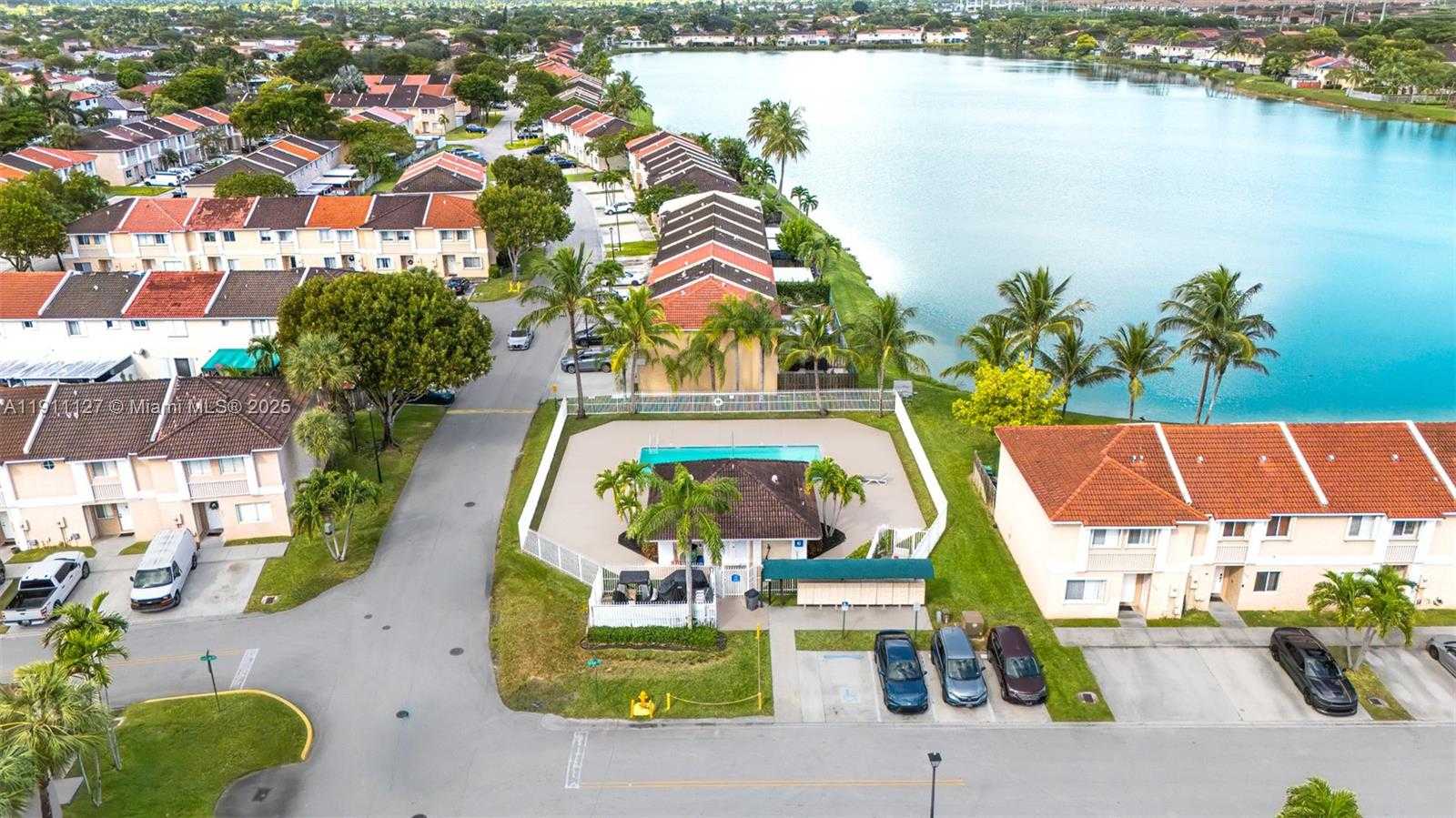 Small Image of 14036 SOUTH WEST 179TH ST, Miami Number 31