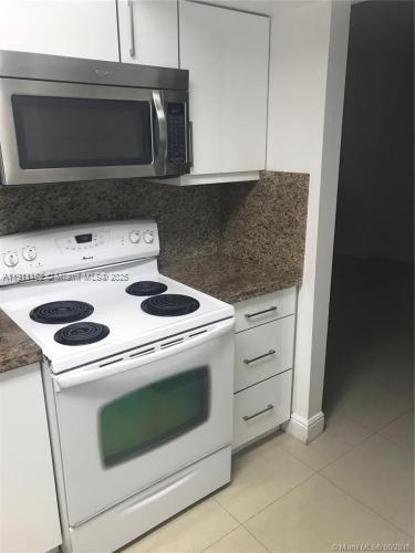 Small Image of 3401 NORTH COUNTRY CLUB DR #219, Aventura Number 3