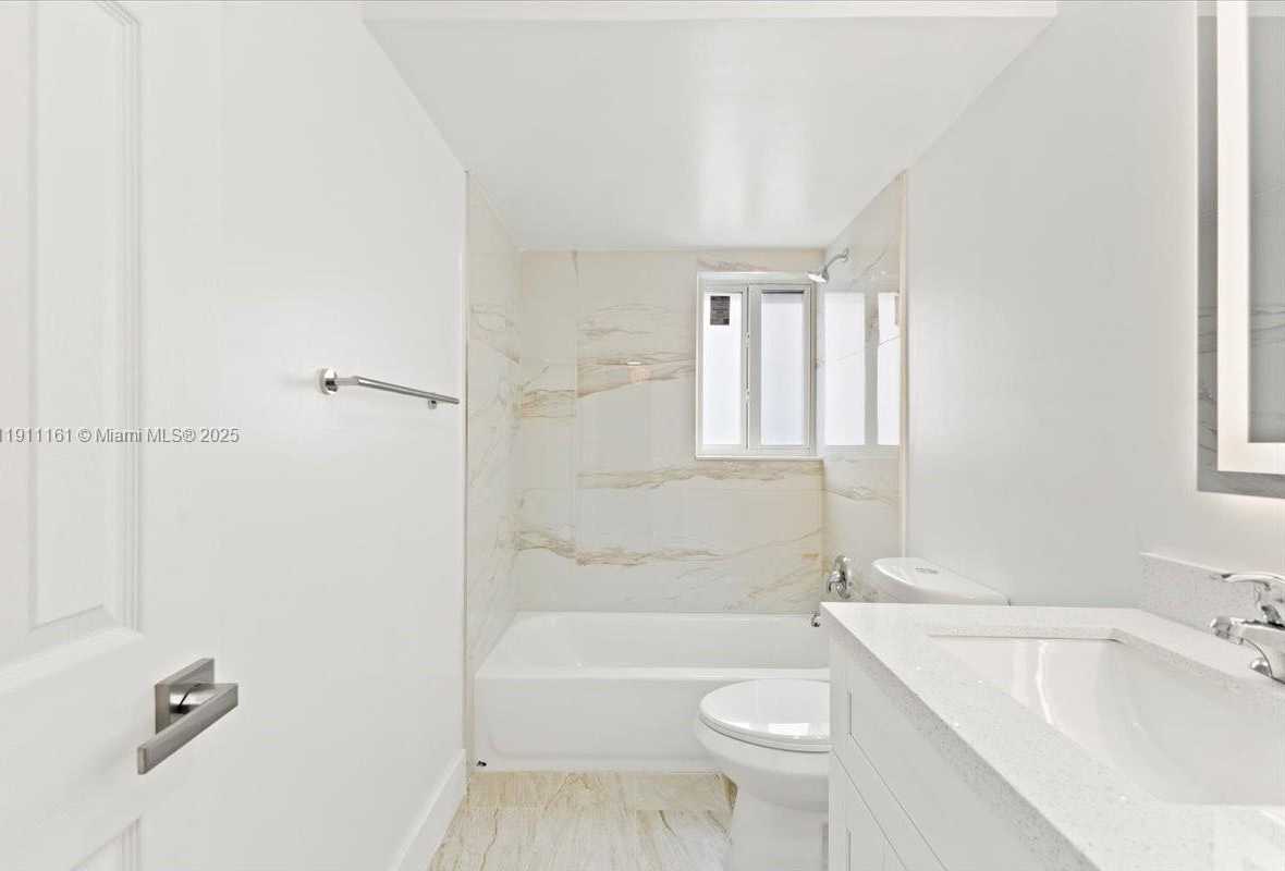 Small Image of 319 NORTH EAST 14TH AVE #201, Hallandale Beach Number 25