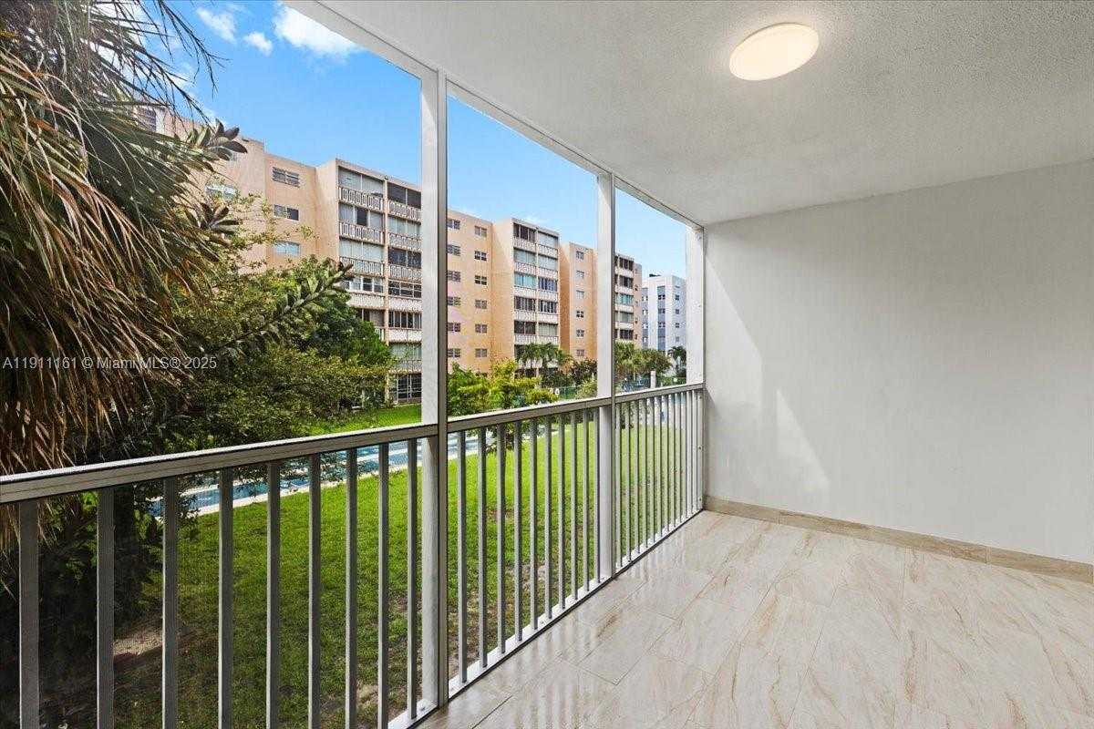 Small Image of 319 NORTH EAST 14TH AVE #201, Hallandale Beach Number 27