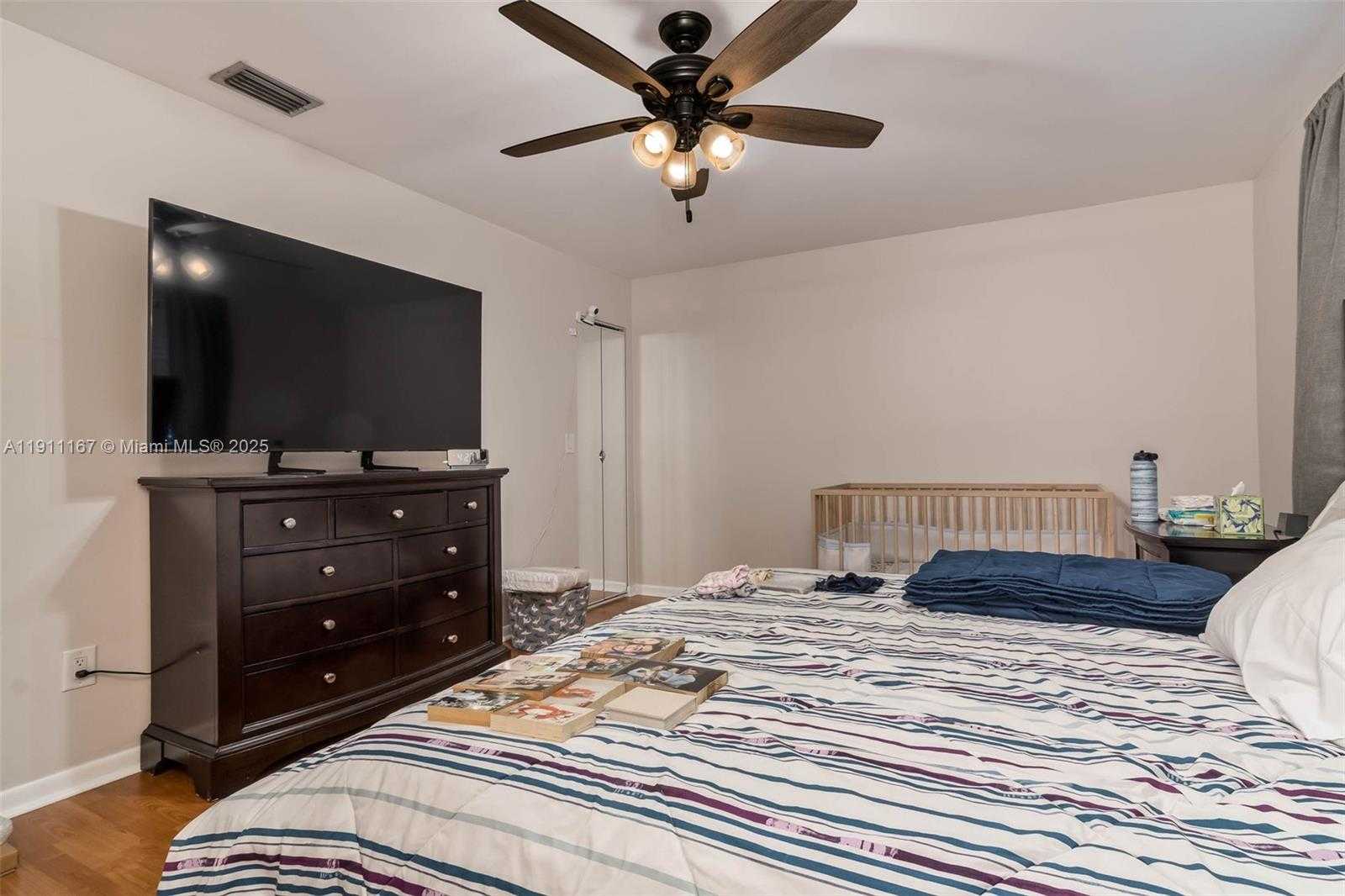 Small Image of 12152 SOUTH WEST 49TH CT, Cooper City Number 13