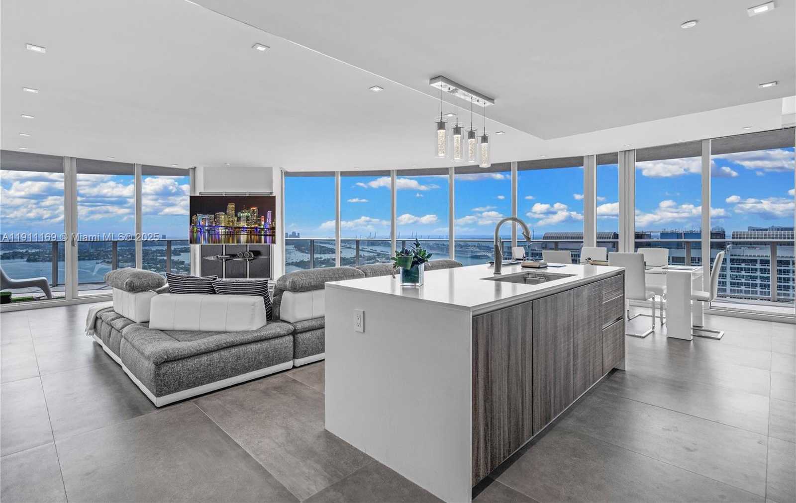 Small Image of 488 NORTH EAST 18TH ST #3912, Miami Number 1