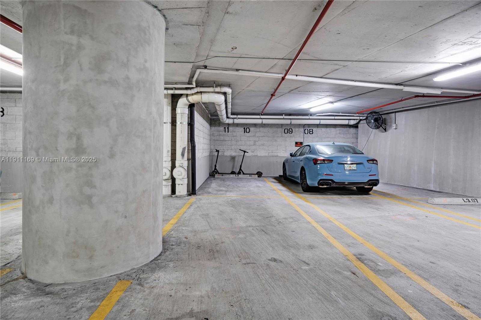 Small Image of 488 NORTH EAST 18TH ST #3912, Miami Number 40