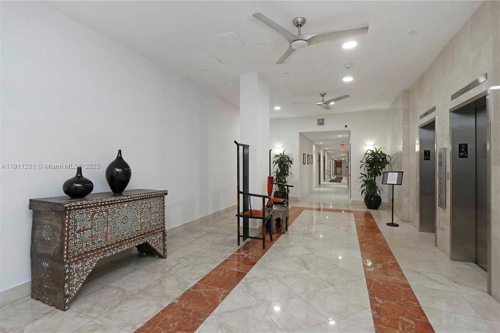 Small Image of 5825 COLLINS AVE #11E, Miami Beach Number 28