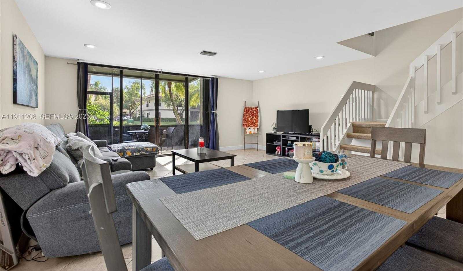 Small Image of 4588 CARAMBOLA CIR S #27219, Coconut Creek Number 22