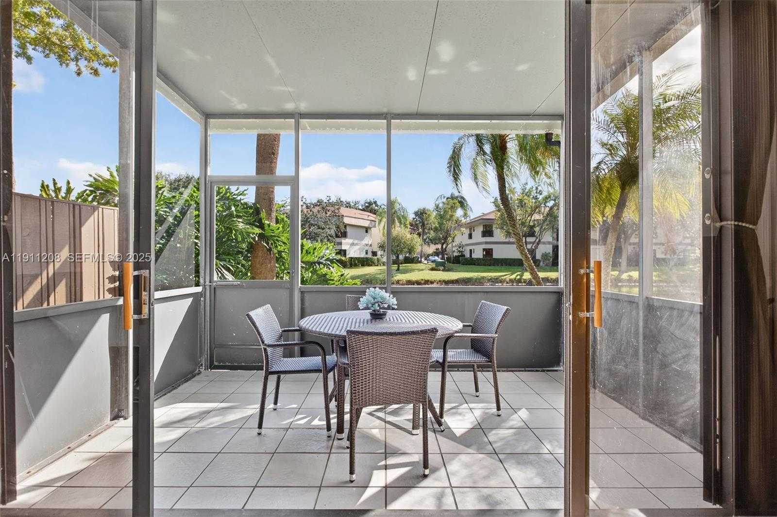 Small Image of 4588 CARAMBOLA CIR S #27219, Coconut Creek Number 4