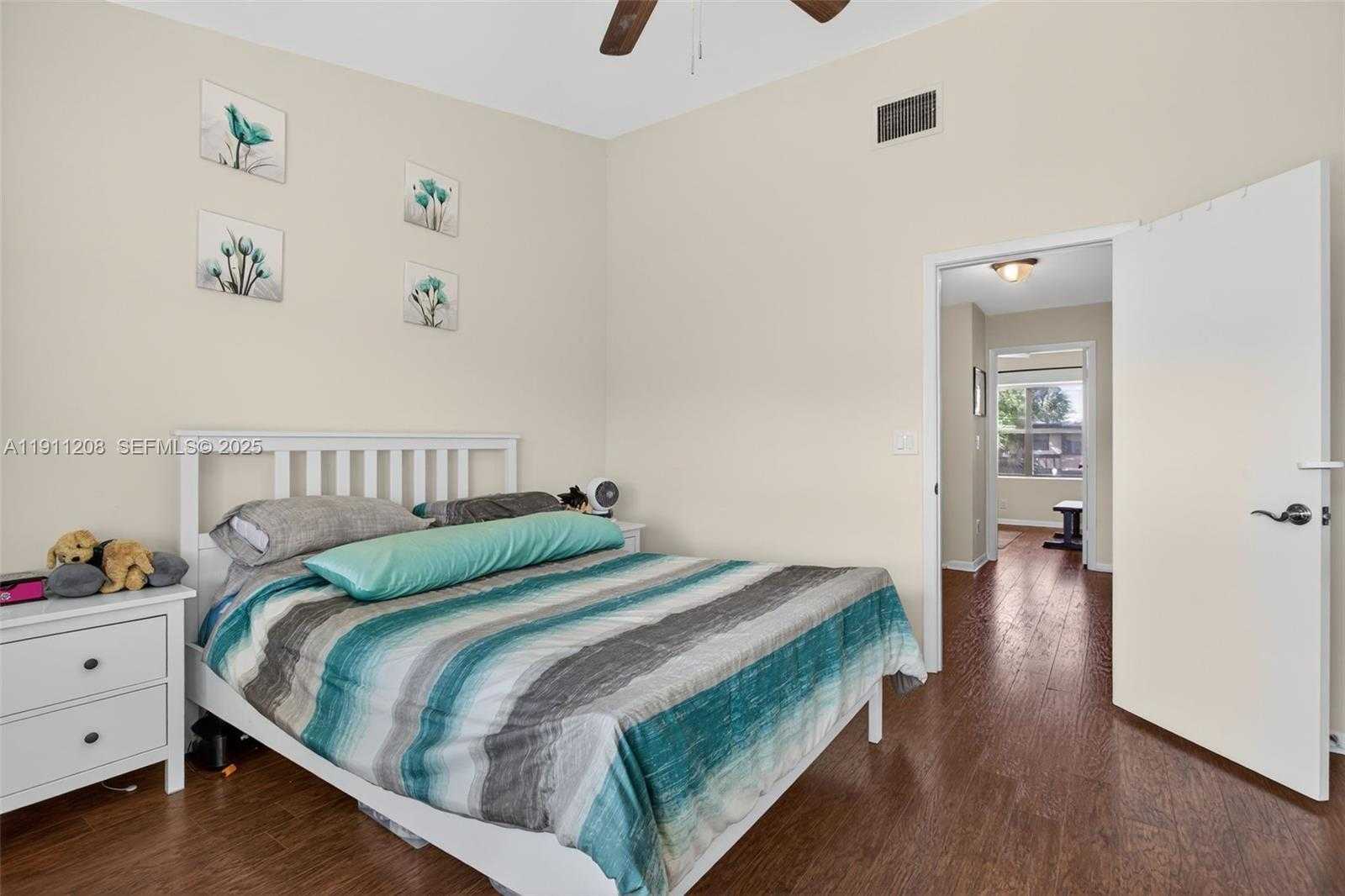 Small Image of 4588 CARAMBOLA CIR S #27219, Coconut Creek Number 44