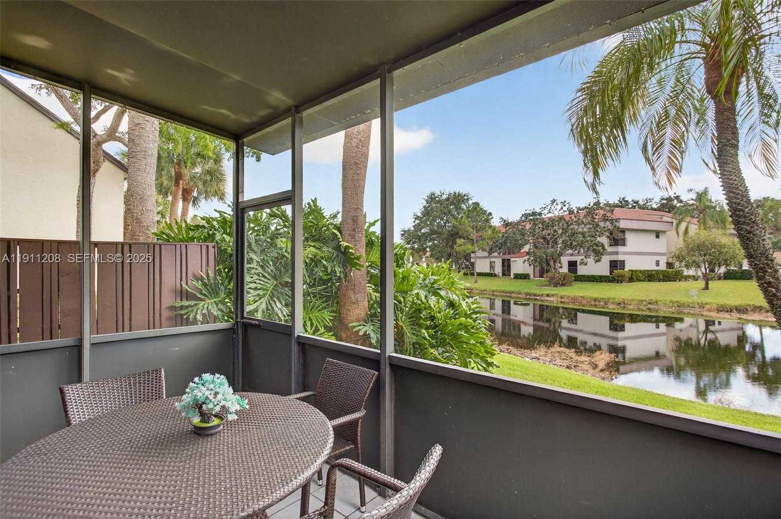 Small Image of 4588 CARAMBOLA CIR S #27219, Coconut Creek Number 47