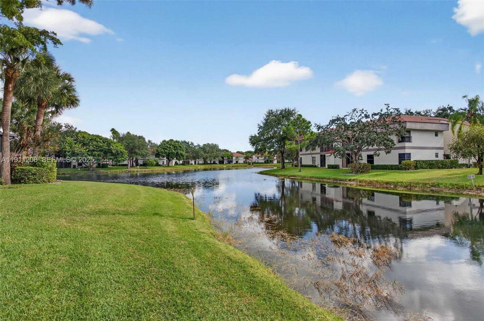 Small Image of 4588 CARAMBOLA CIR S #27219, Coconut Creek Number 56