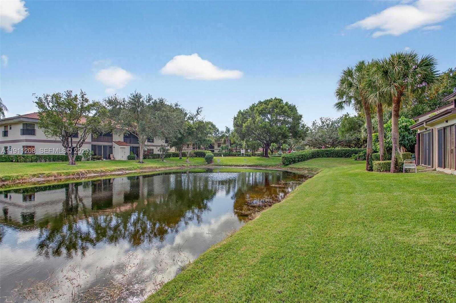 Small Image of 4588 CARAMBOLA CIR S #27219, Coconut Creek Number 57