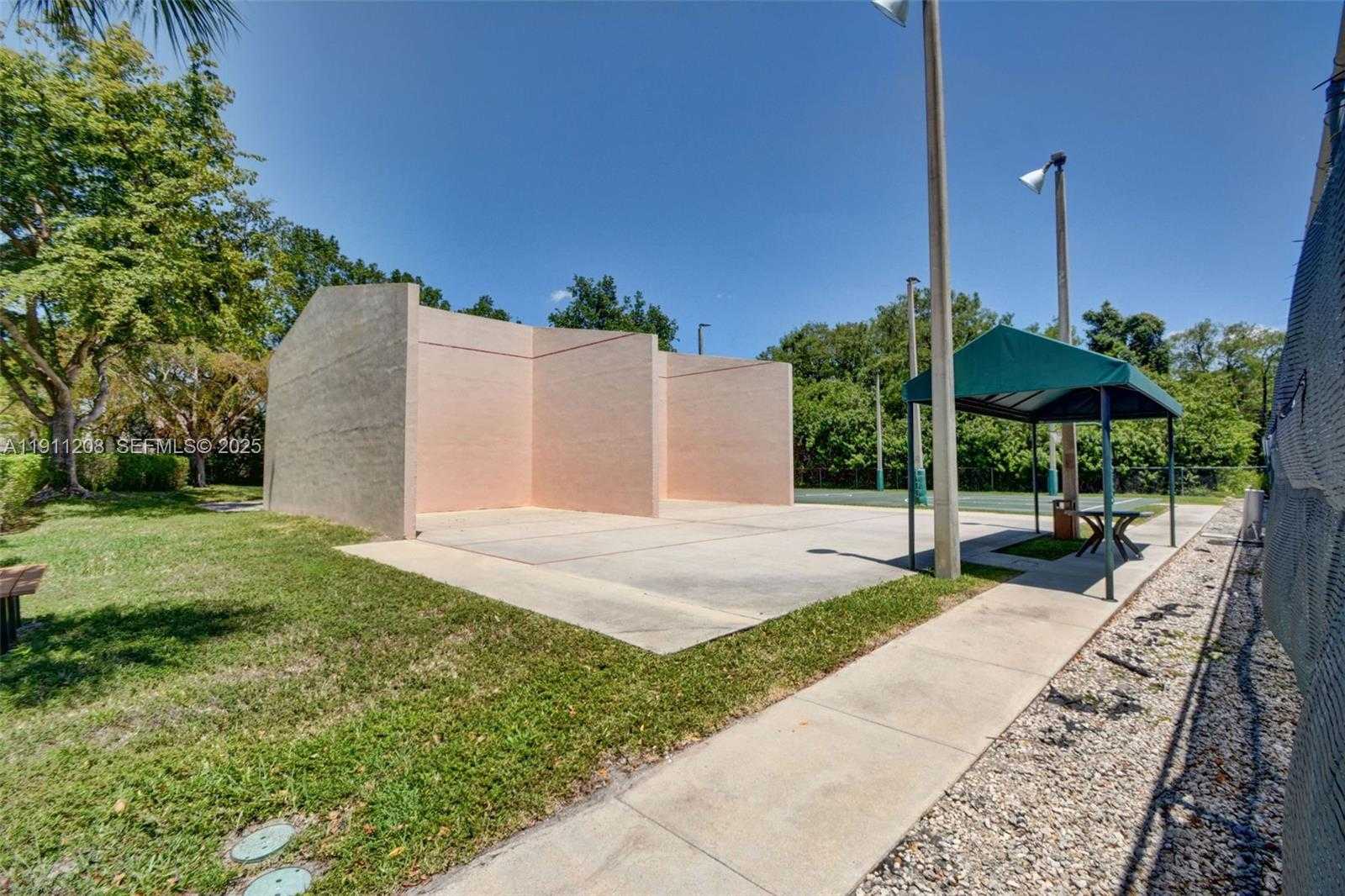 Small Image of 4588 CARAMBOLA CIR S #27219, Coconut Creek Number 74