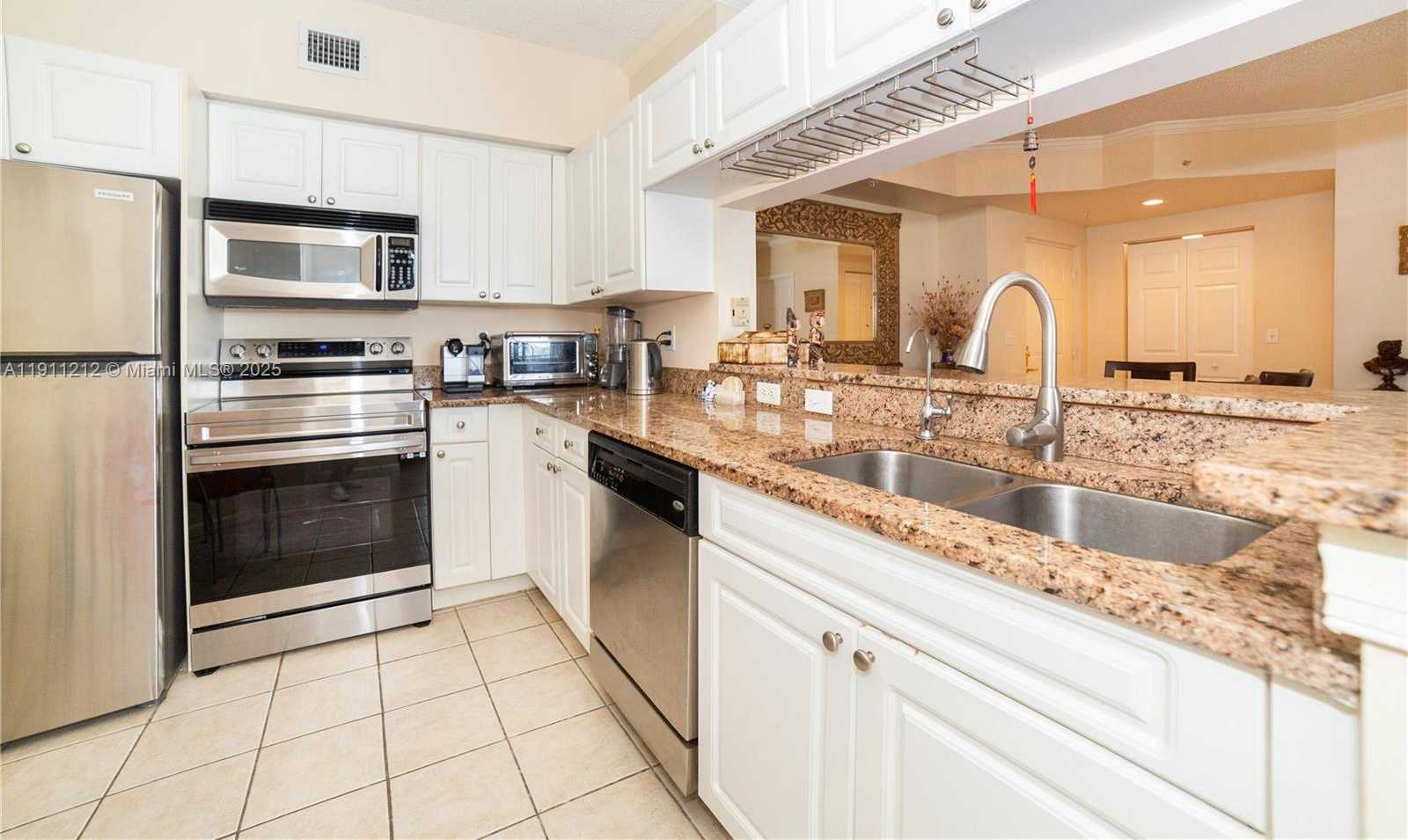 Imagen de Pequeño Objeto