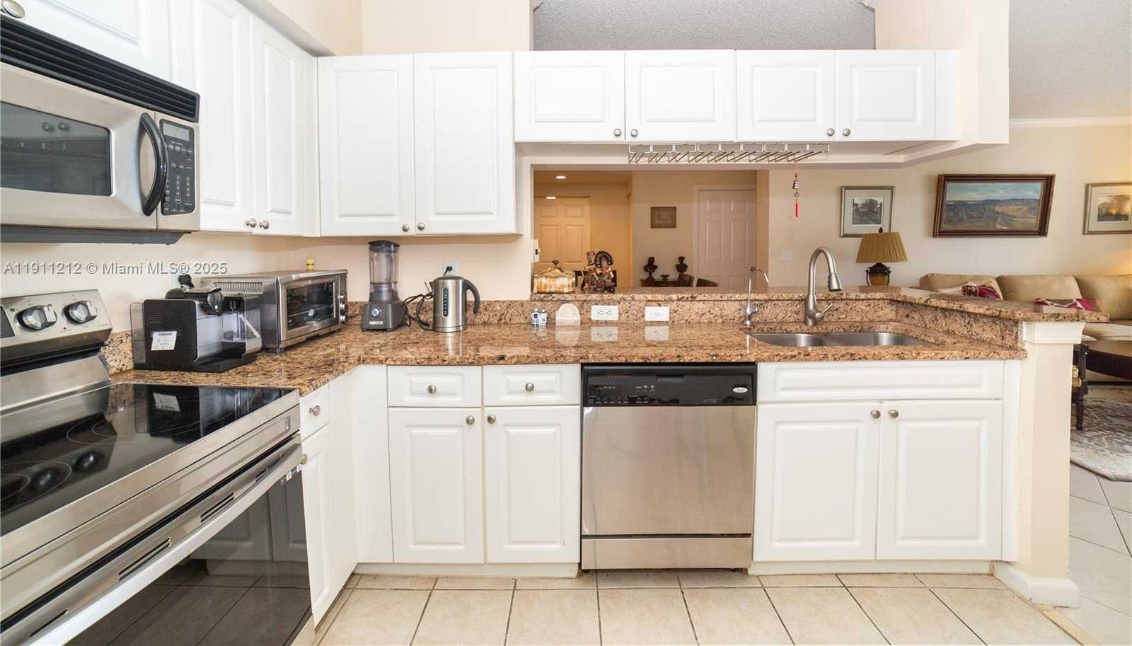 Imagen de Pequeño Objeto