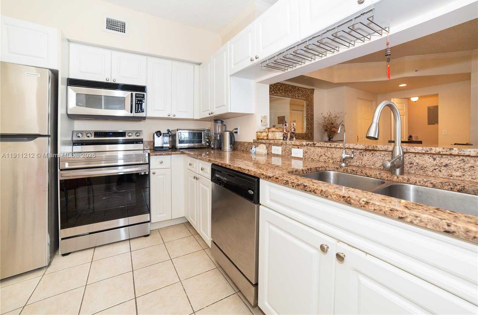 Imagen de Pequeño Objeto