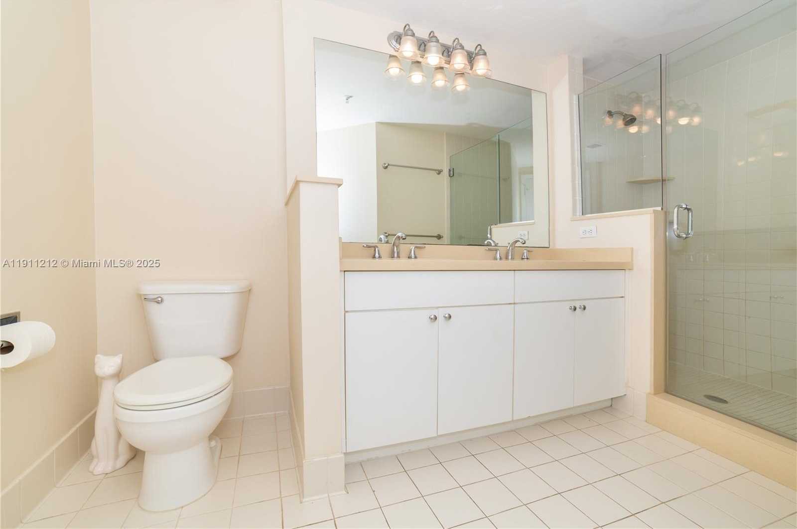 Imagen de Pequeño Objeto