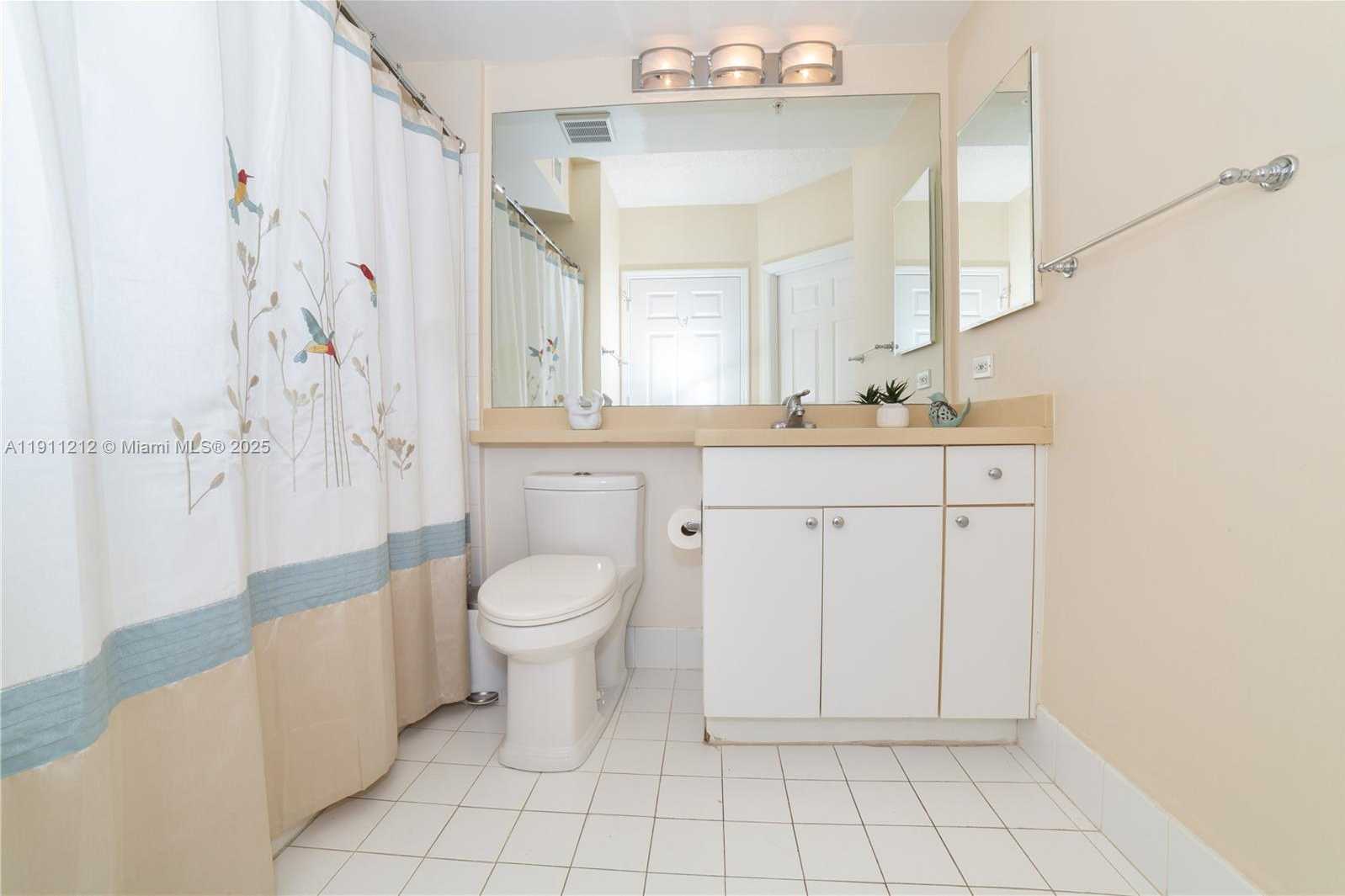 Imagen de Pequeño Objeto