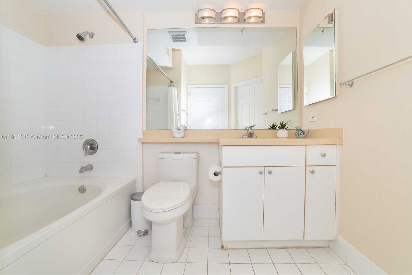 Imagen de Pequeño Objeto