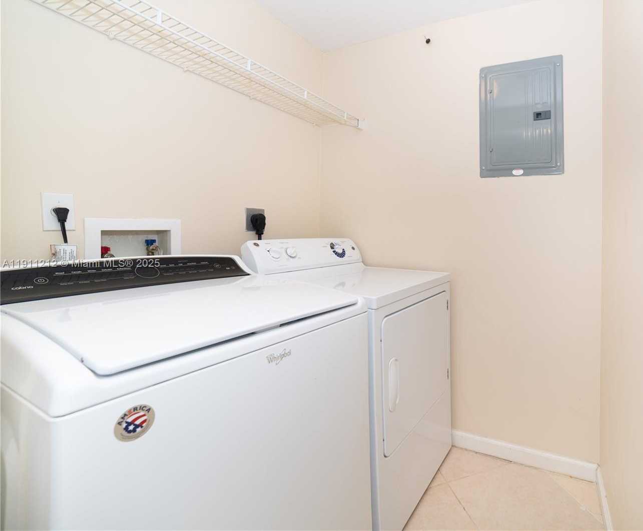 Imagen de Pequeño Objeto