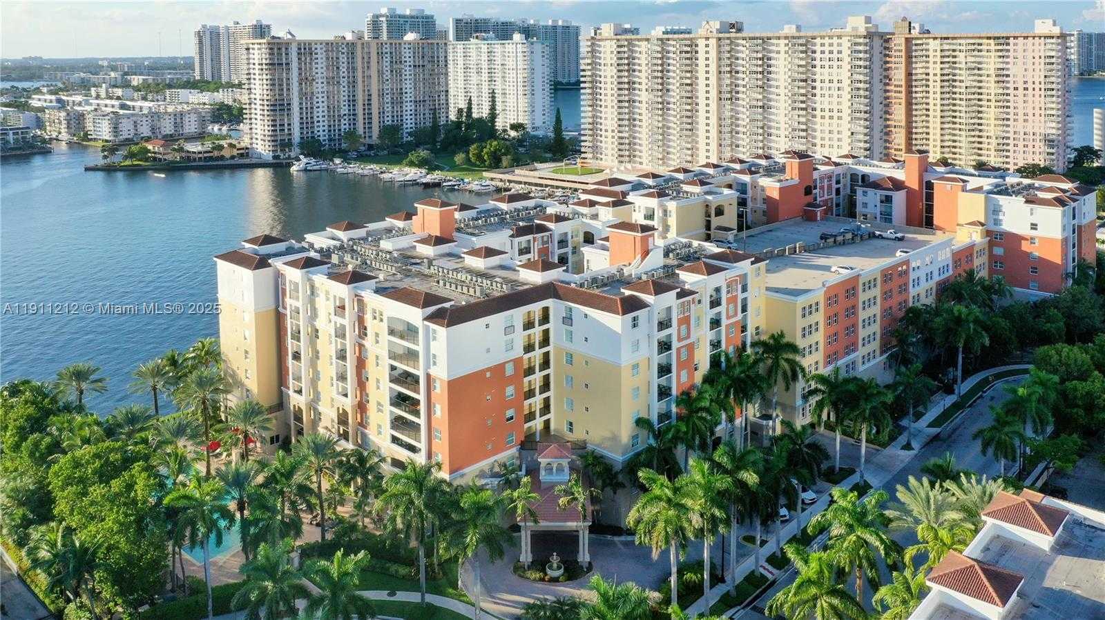 Imagen de Pequeño Objeto