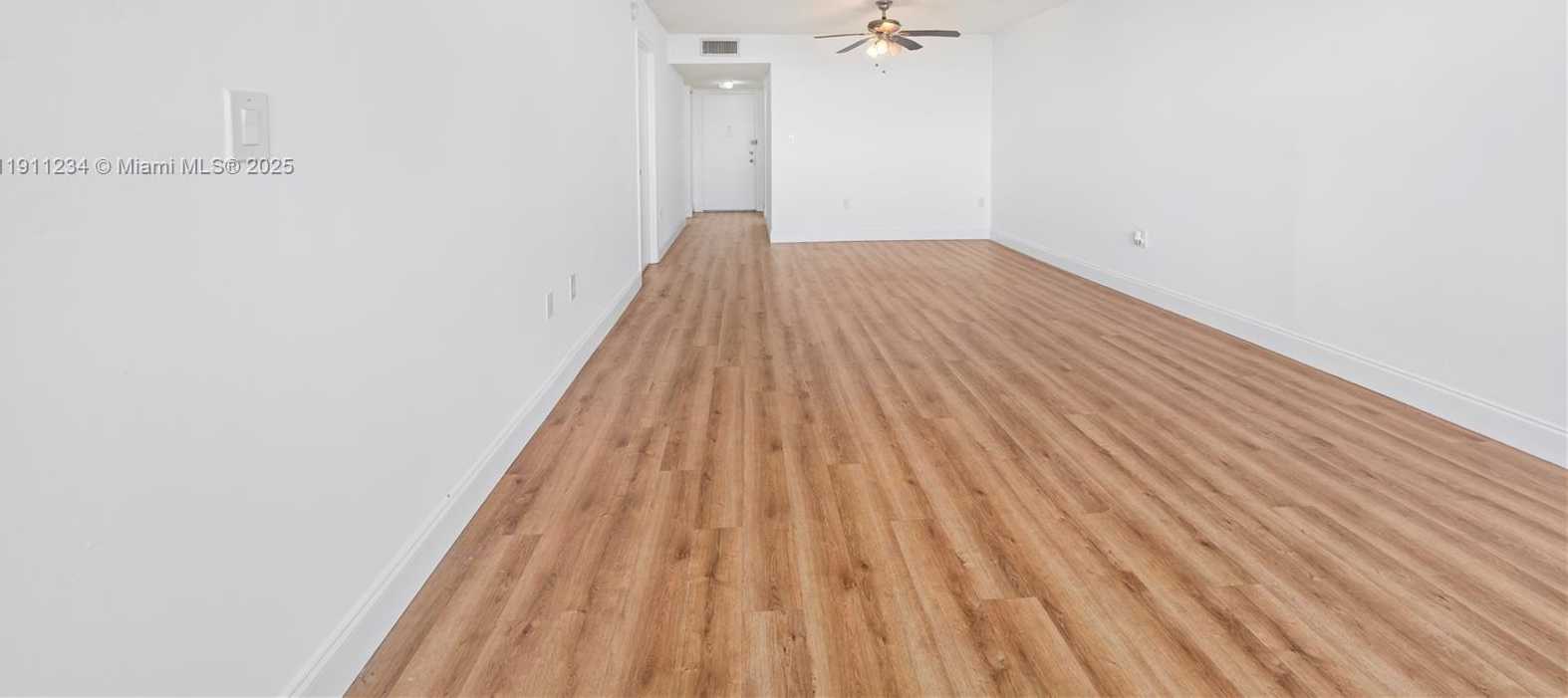 Small Image of 1300 NORTH EAST MIAMI GARDENS DR #512E, Miami Number 16