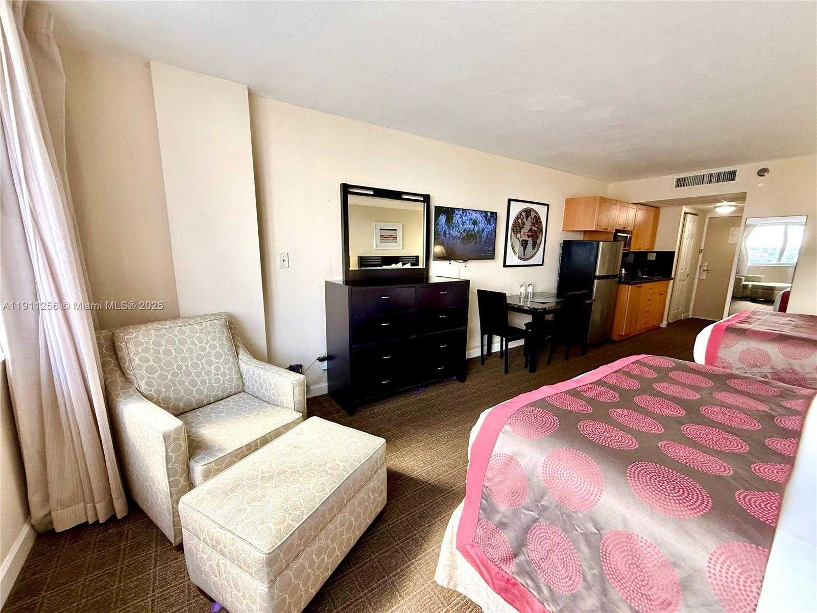 Small Image of 19201 COLLINS AVE #904, Sunny Isles Beach Number 12