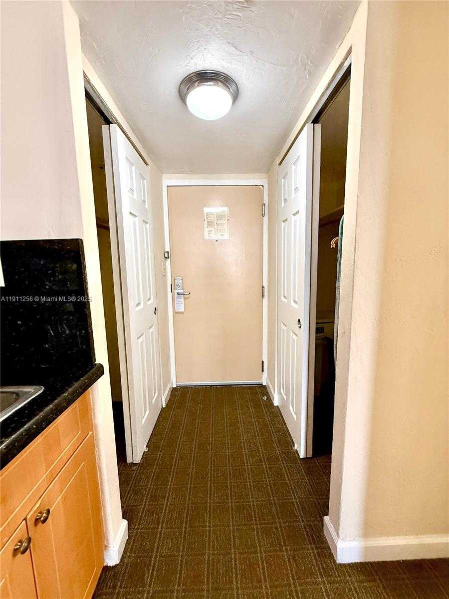 Small Image of 19201 COLLINS AVE #904, Sunny Isles Beach Number 21